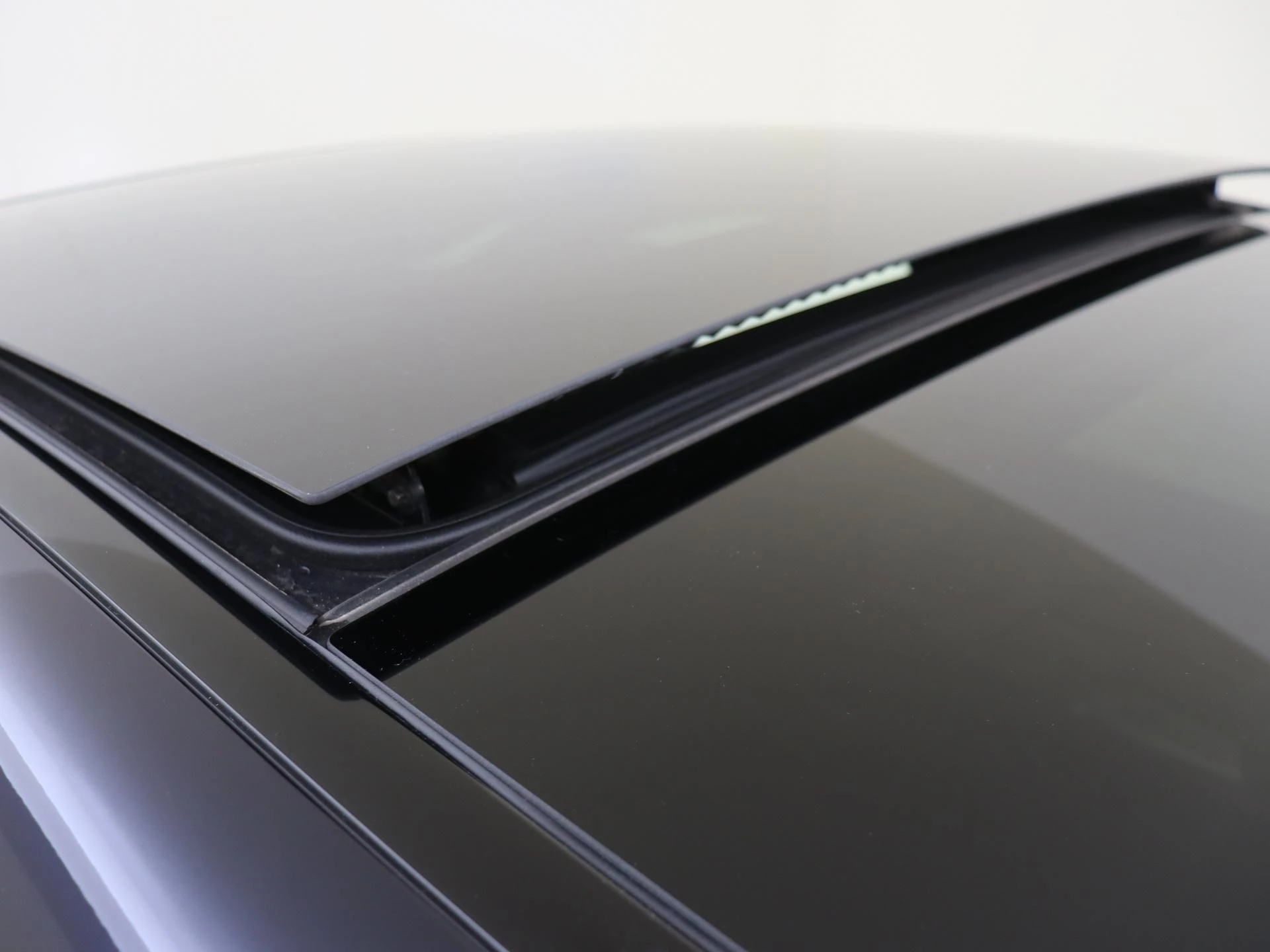 Mercedes-Benz-E-Klasse-image-32