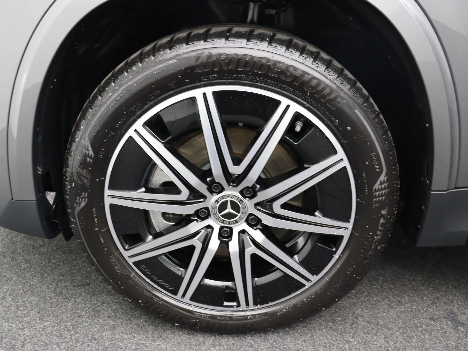 Mercedes-Benz EQA 250+ Star Edition + AMG + PANO DAK + BURMESTER + TREKHAAK + HEAD UP