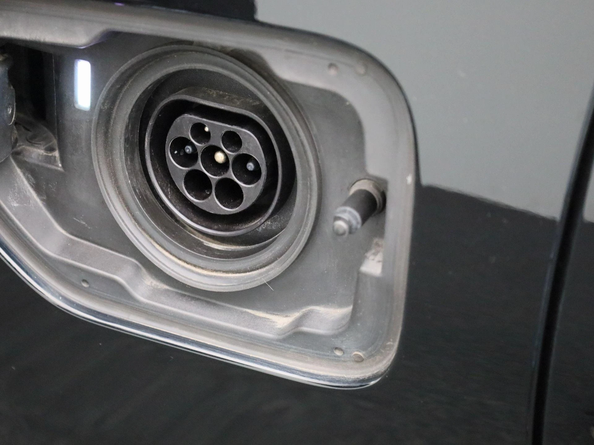 BMW-3 Serie-image-16