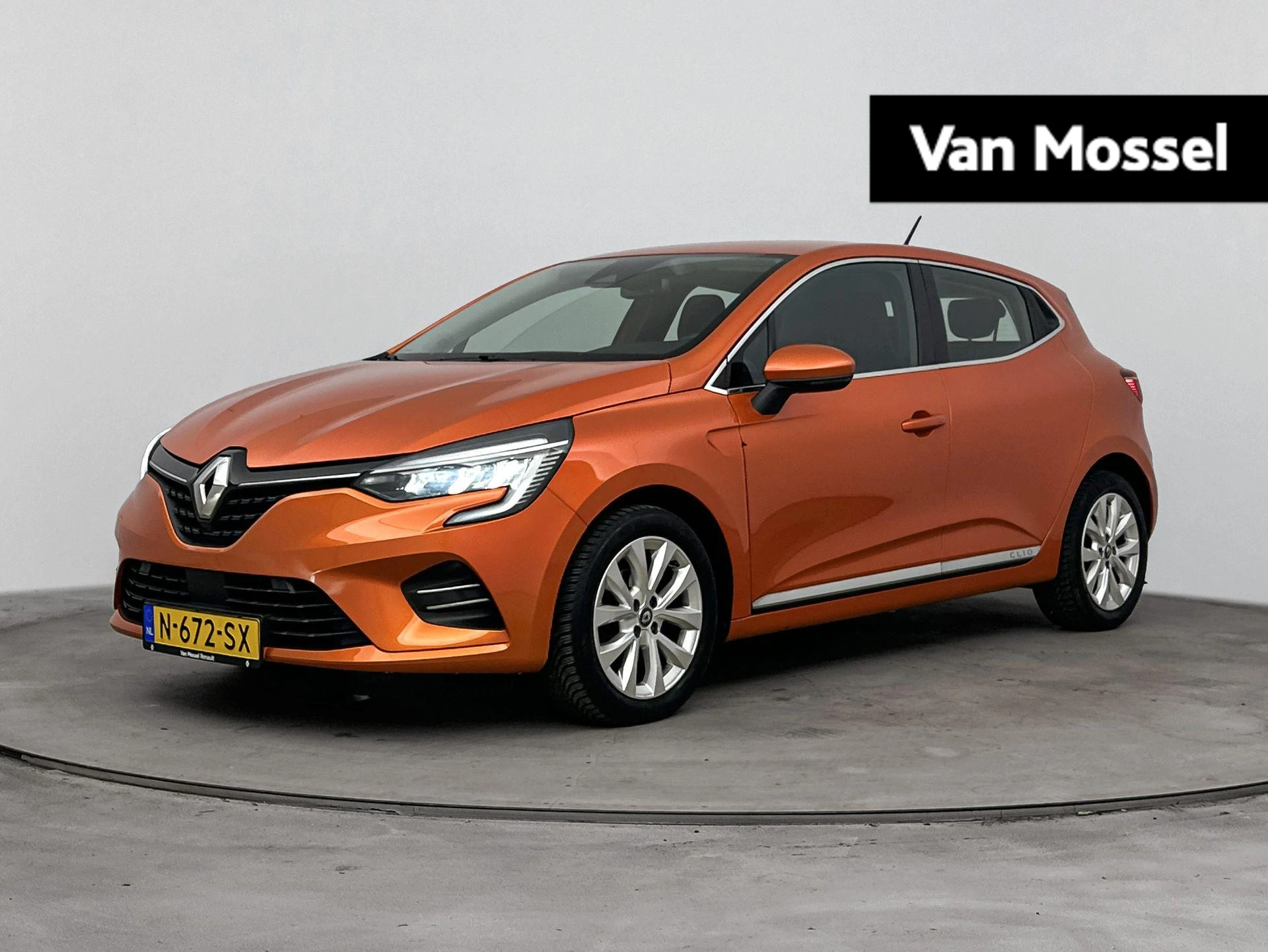 Renault-Clio-image-0