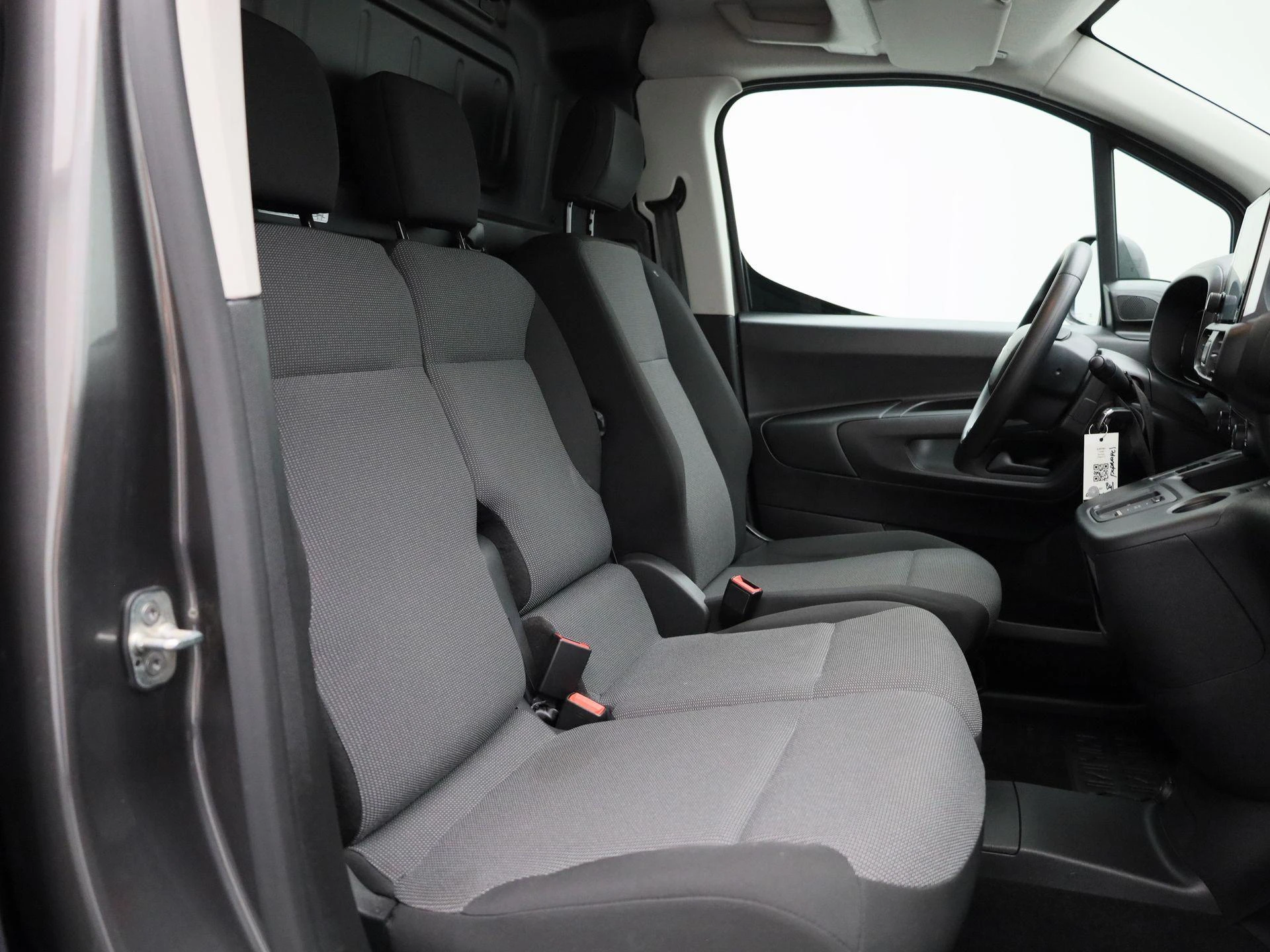 Citroën-ë-Berlingo-image-35