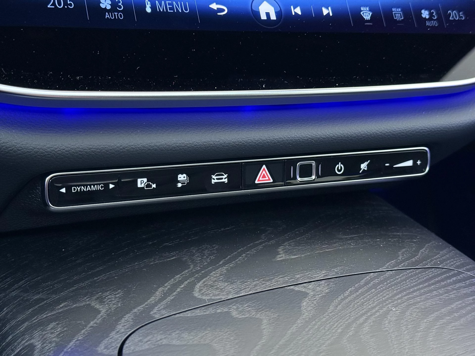 Mercedes-Benz-E-Klasse-image-19