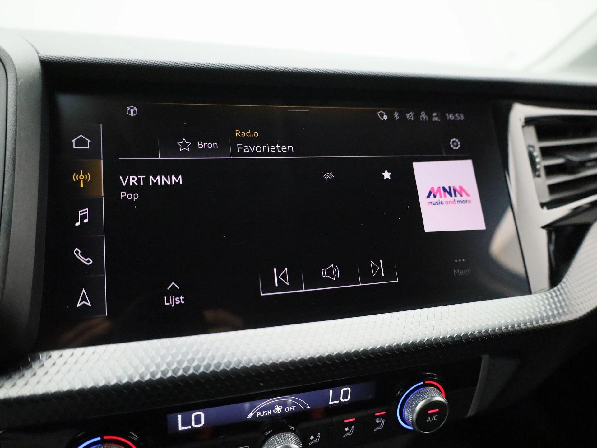 Audi-A1 Sportback-image-28