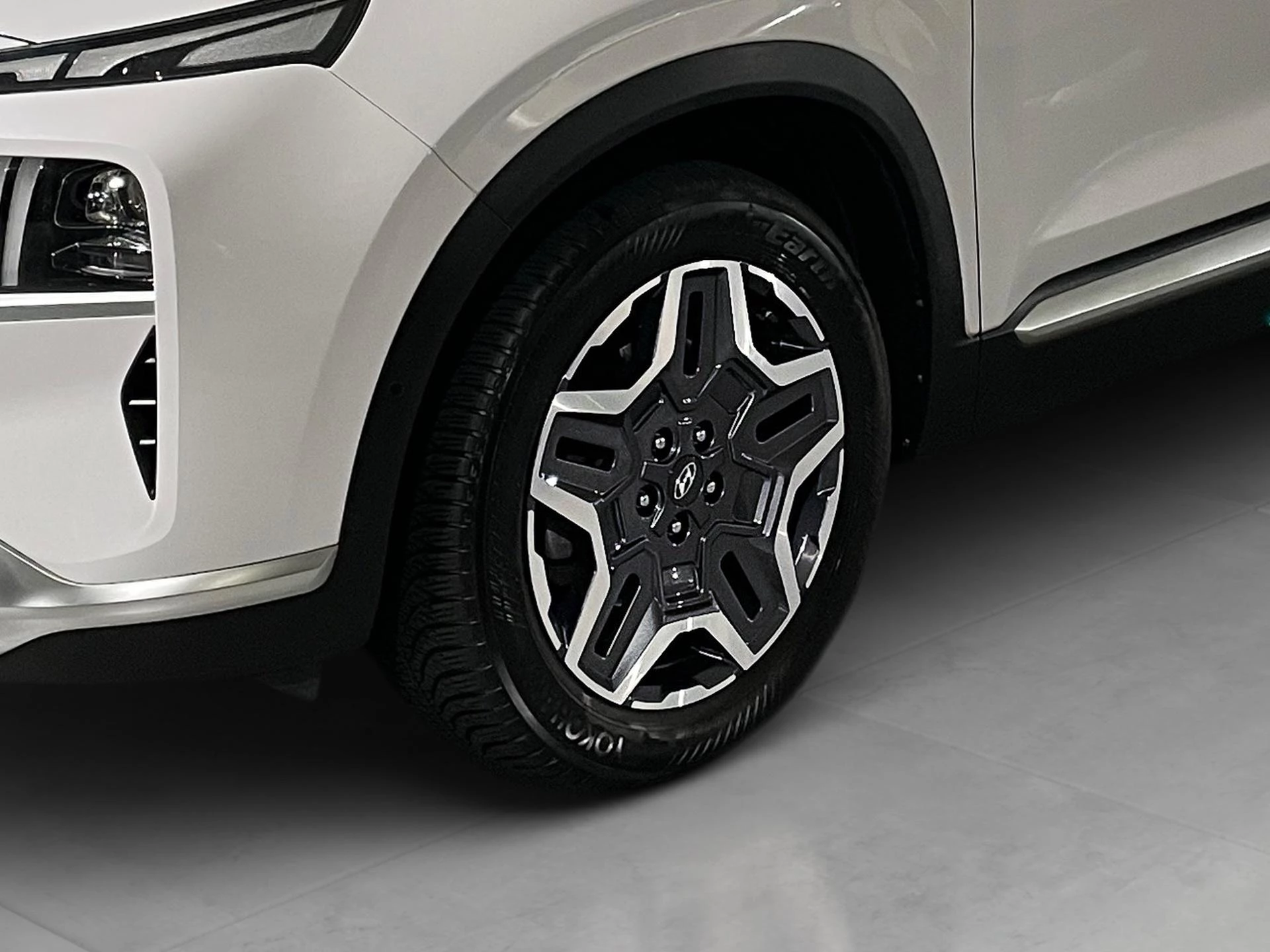 Hyundai Santa Fe 1.6 T-GDi Plug-in Hybrid 4x4 Shine Aut.