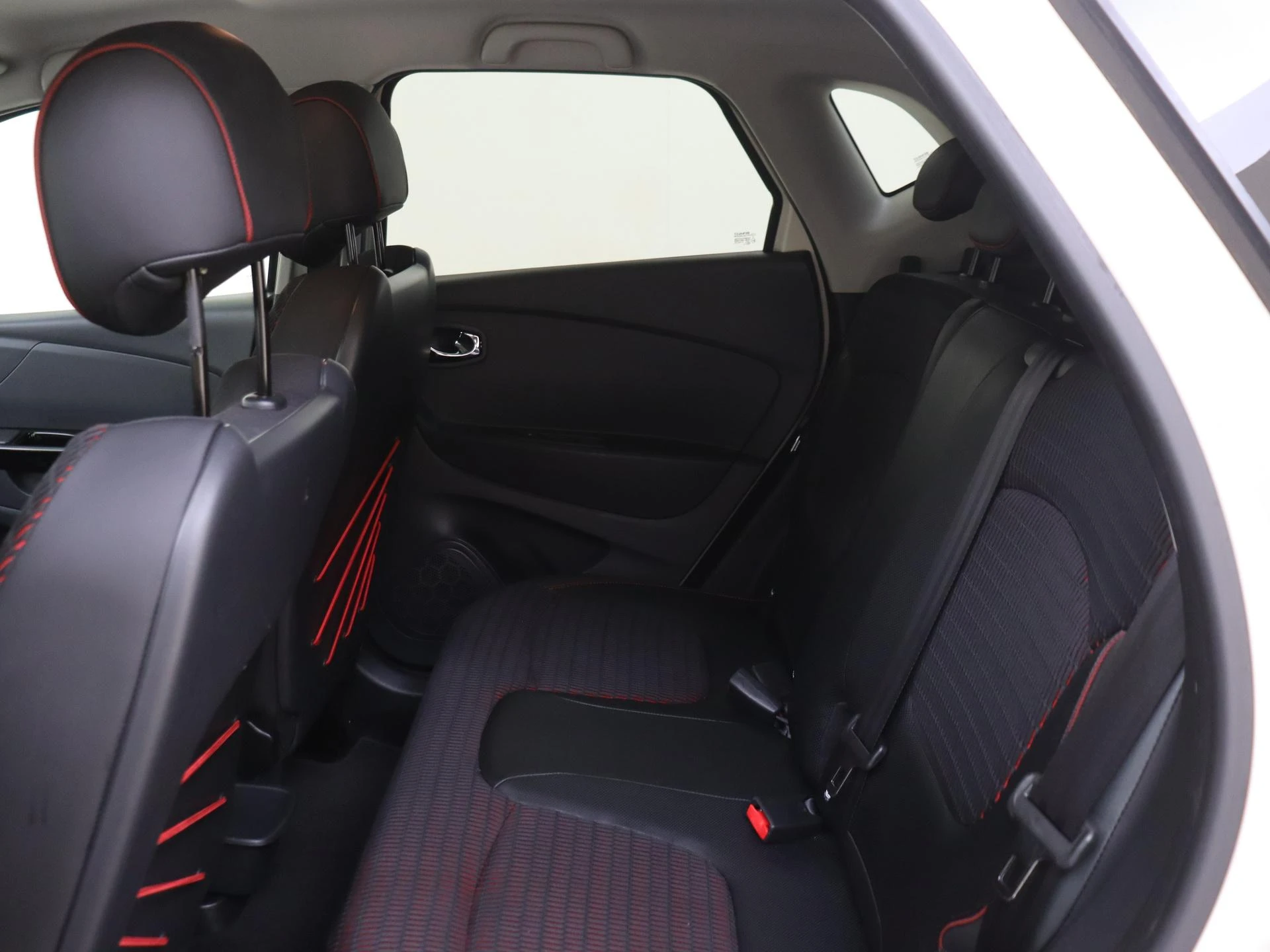 Renault-Captur-image-15