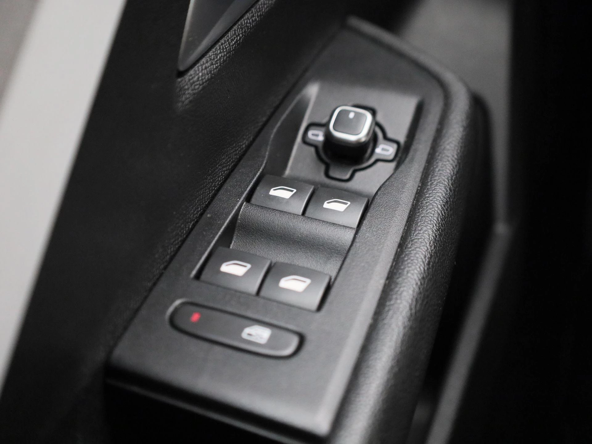 Opel-Astra-image-24