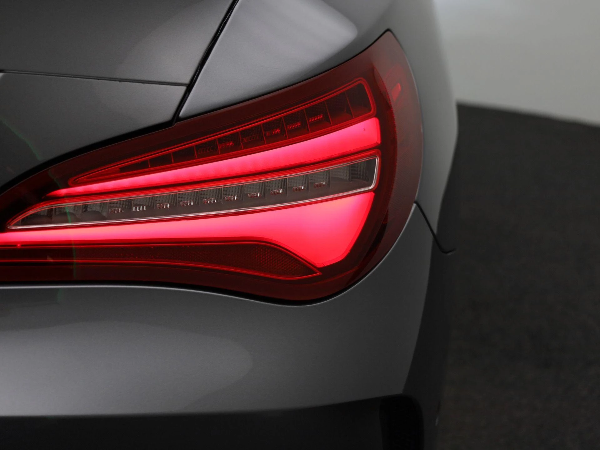 Mercedes-Benz-CLA-image-46