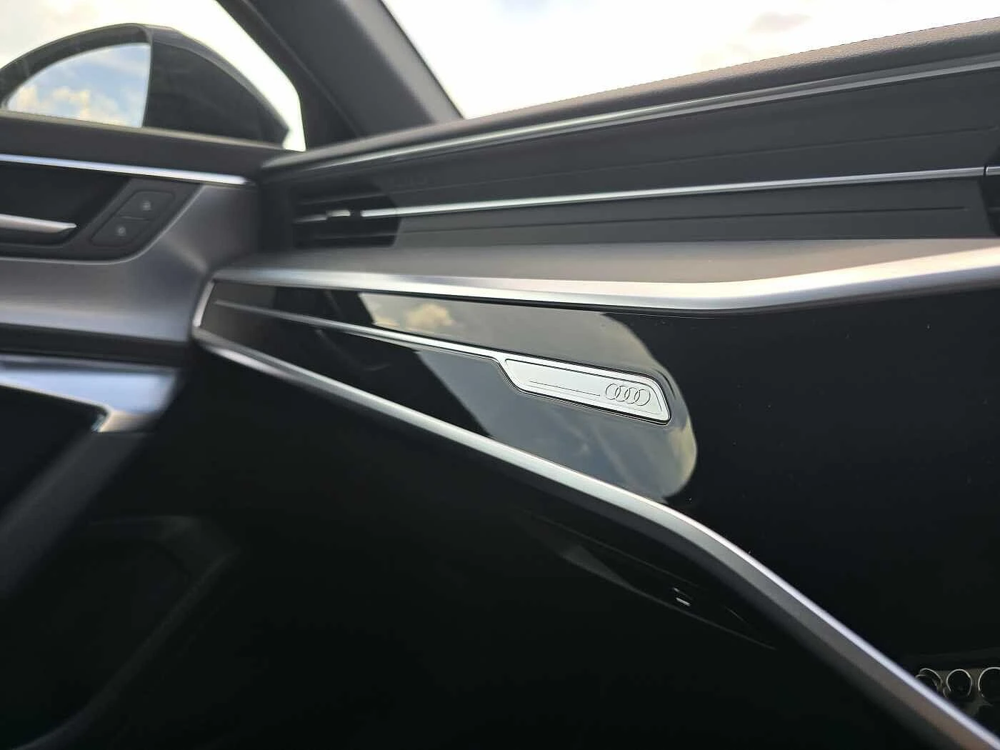Audi-A6-image-30