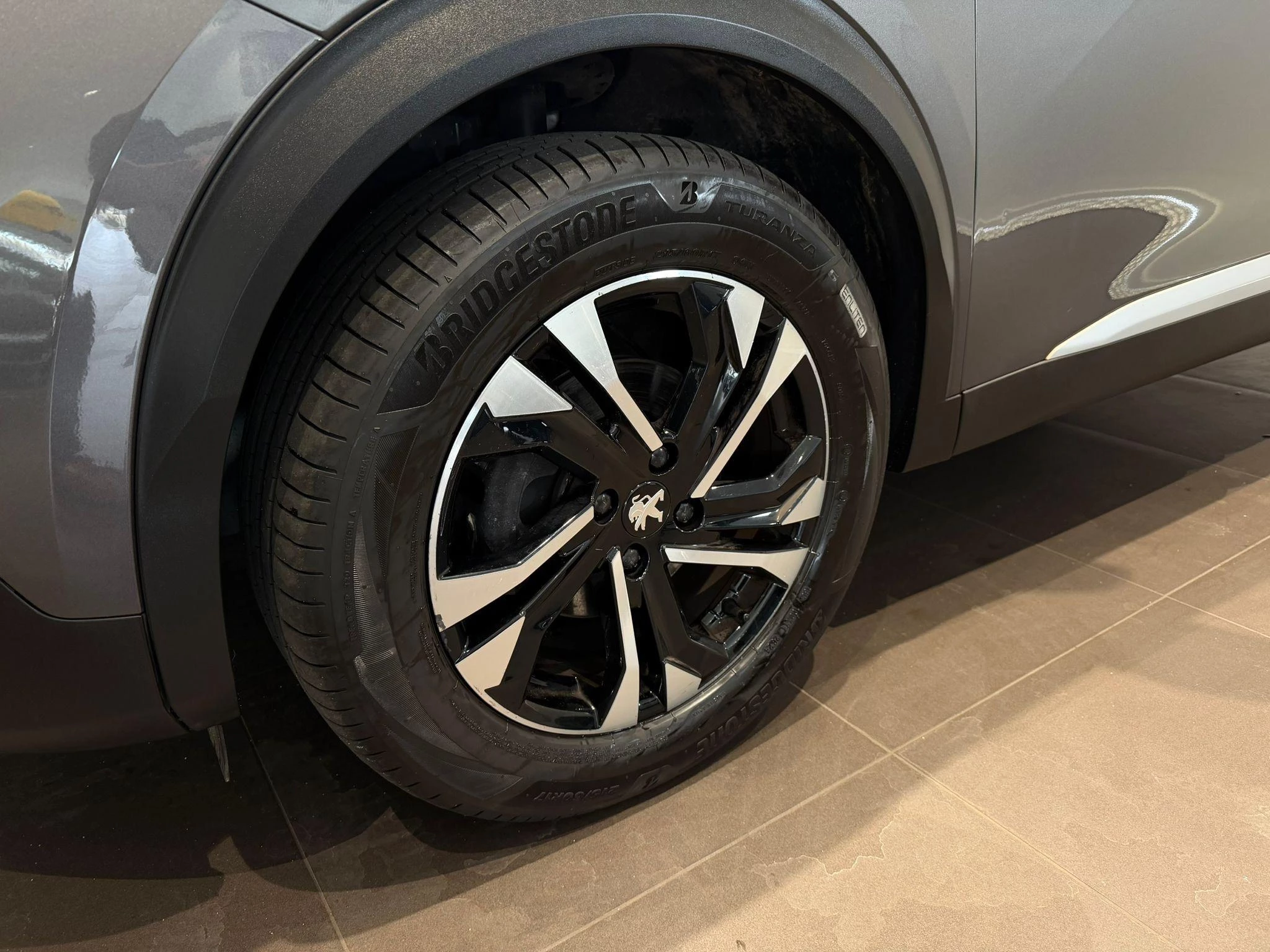 Peugeot-2008-image-12