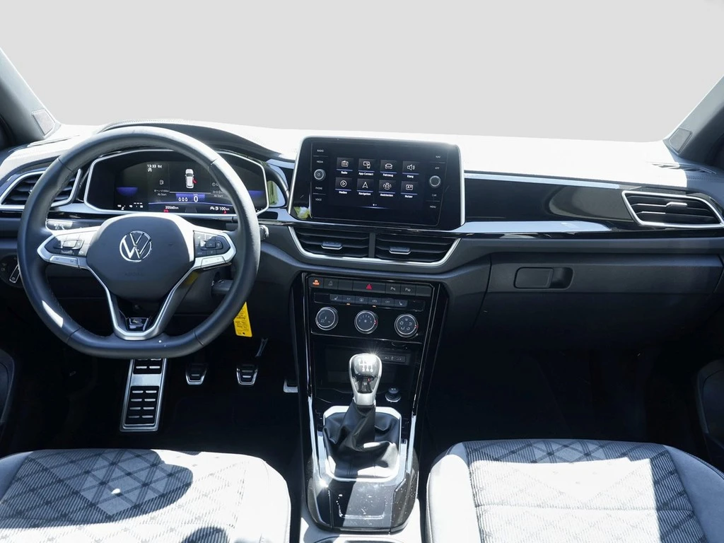 Volkswagen-T-Roc-image-11