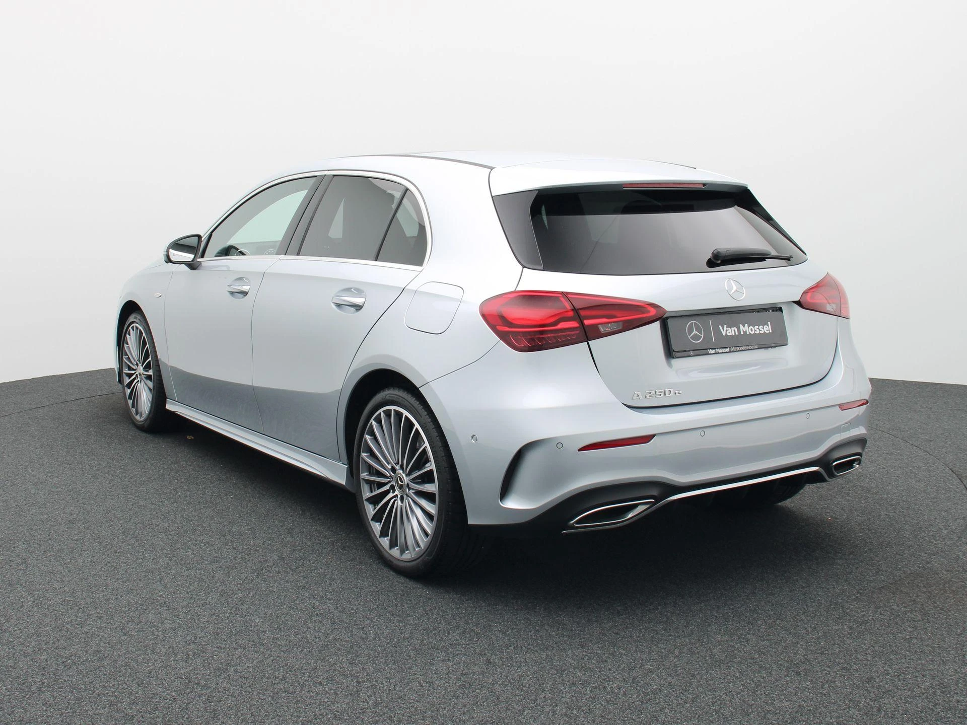 Mercedes-Benz-Classe A-image-1