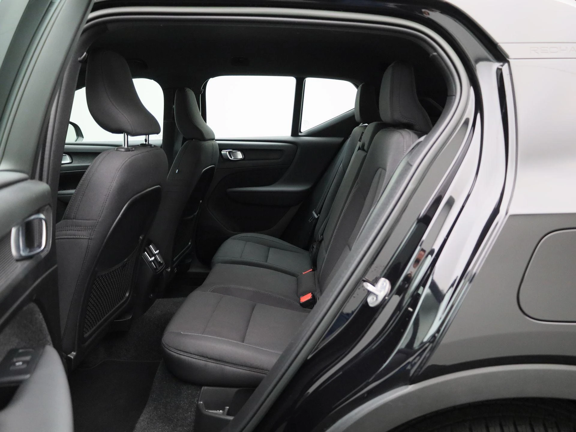 Volvo-XC40-image-10