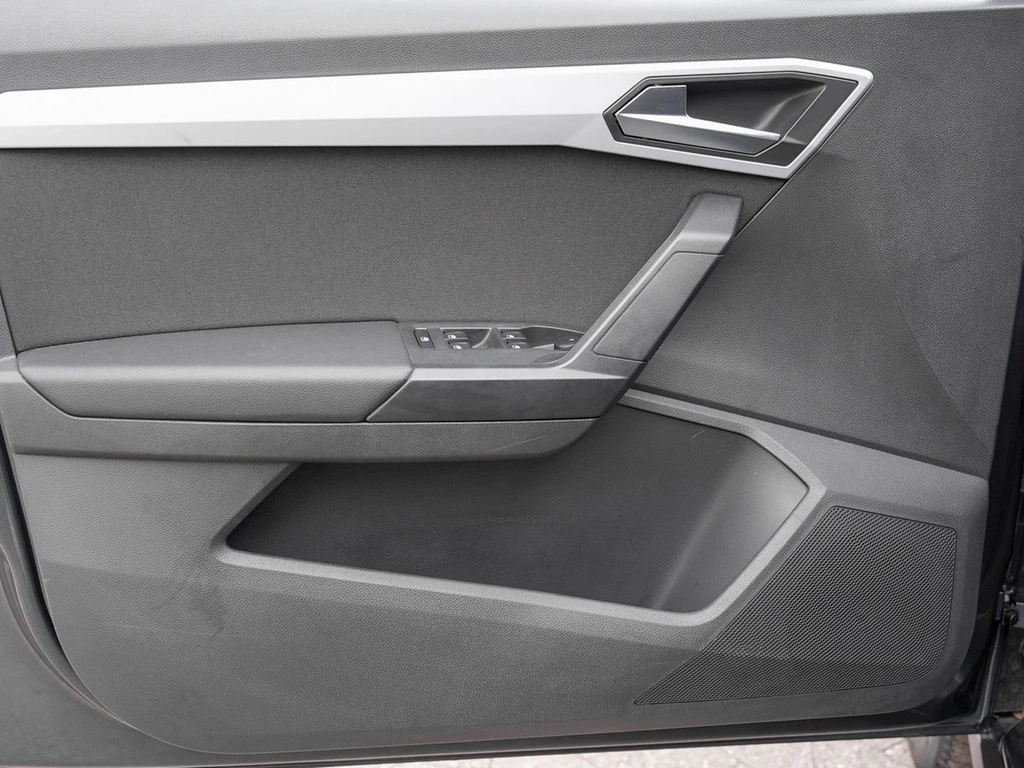 SEAT Arona 1.0 TSI DSG FR