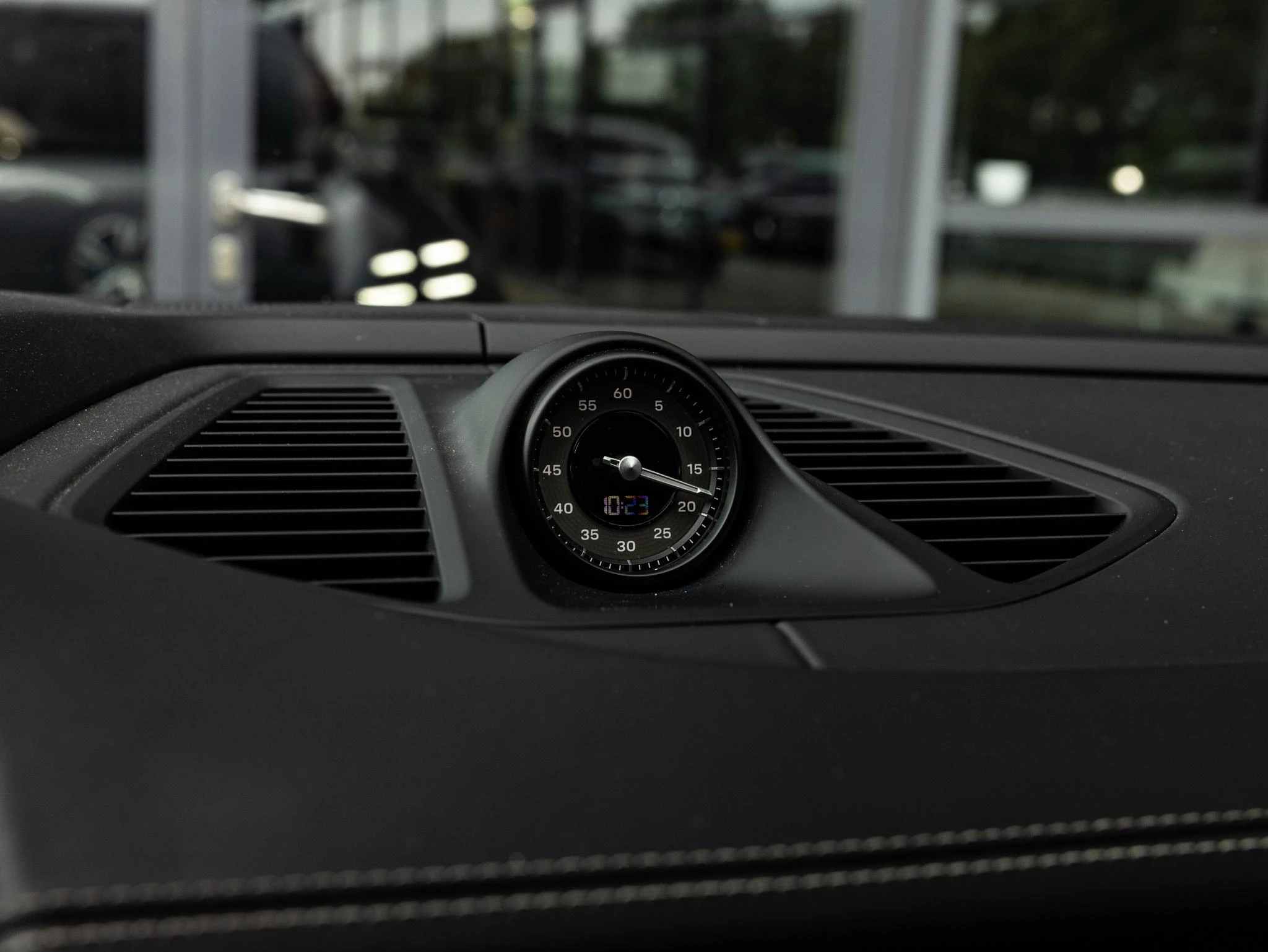 Porsche Macan Turbo 100 kWh