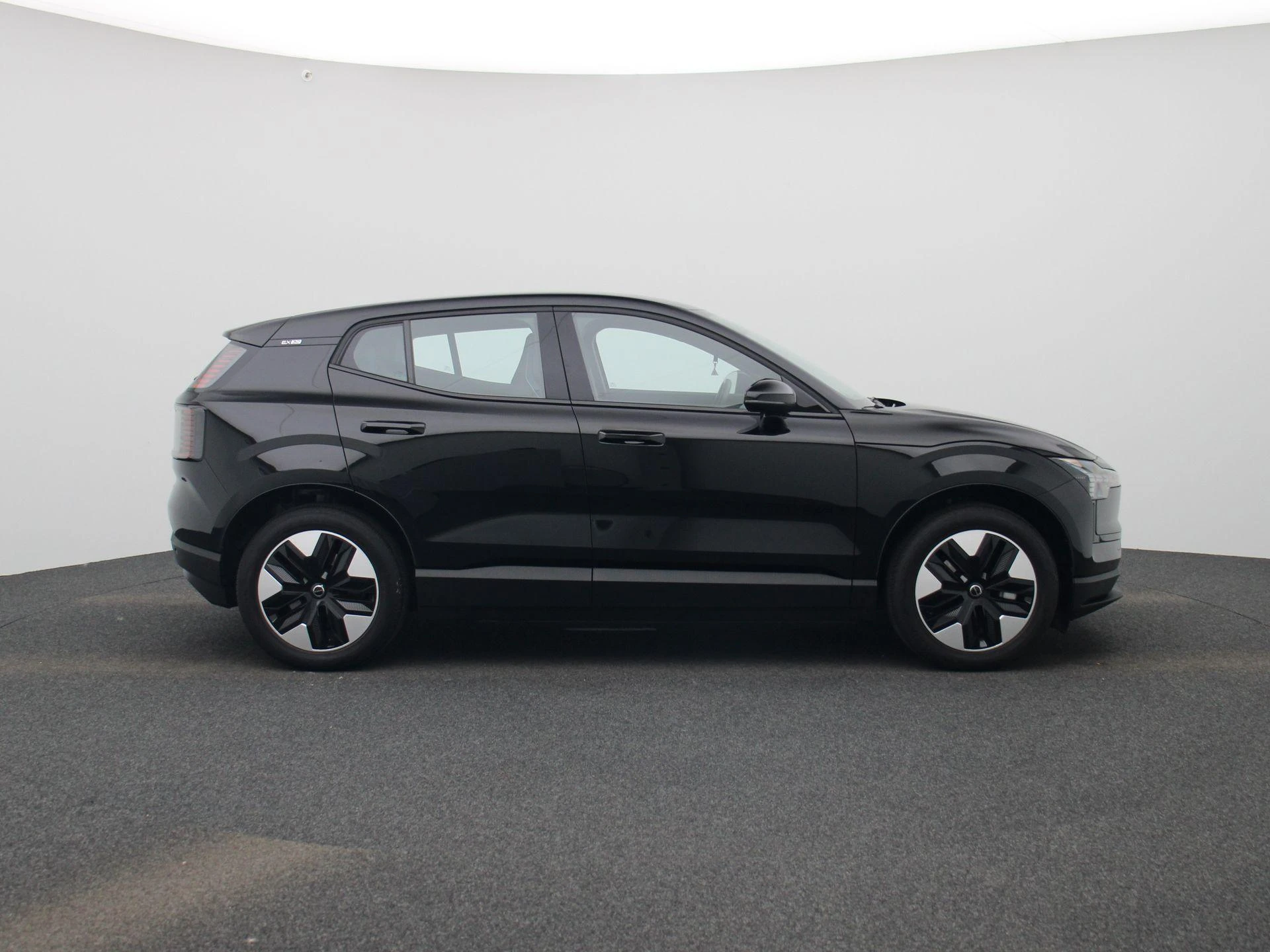 Volvo-EX30-image-5