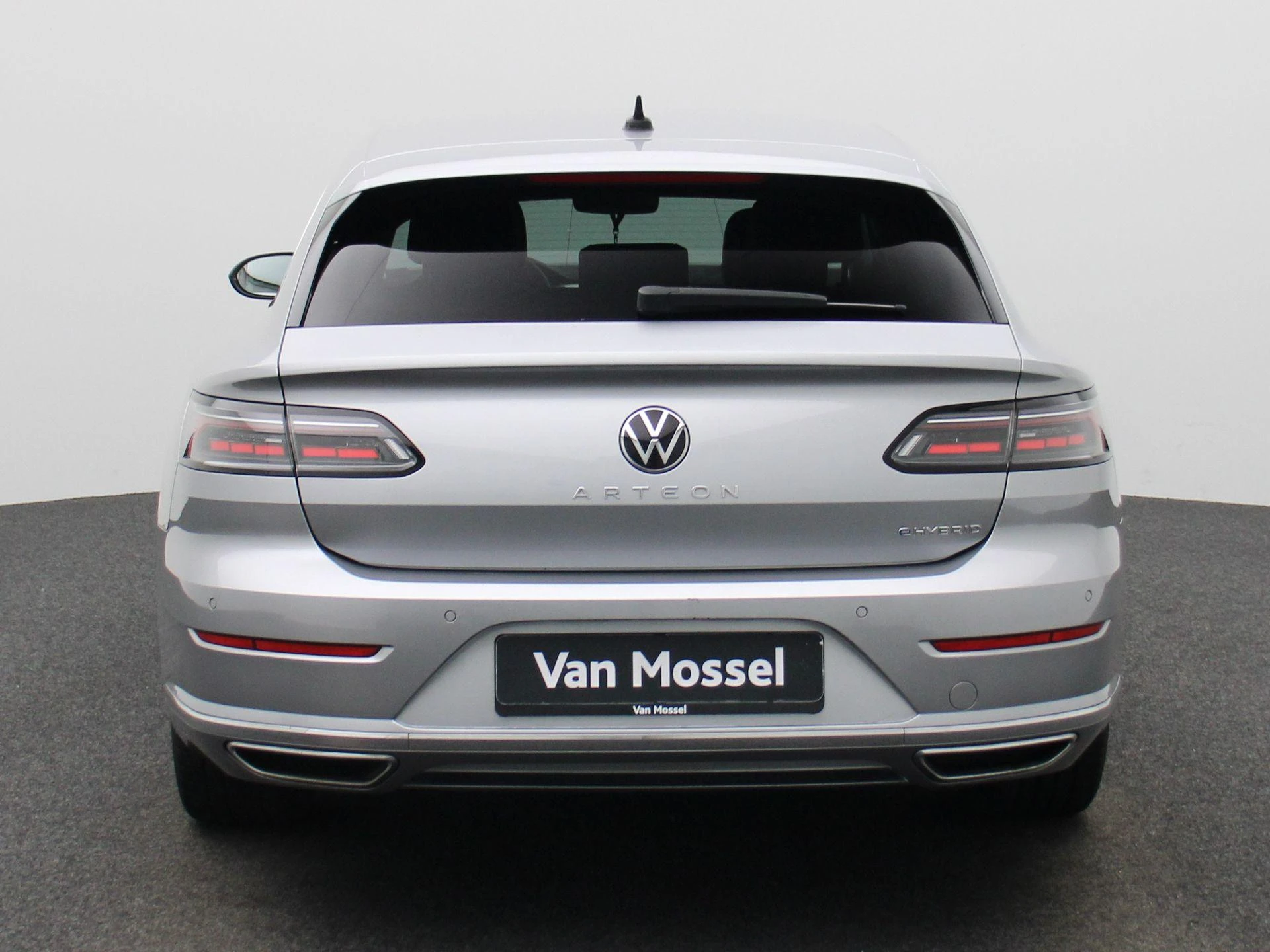 Volkswagen-Arteon-image-4