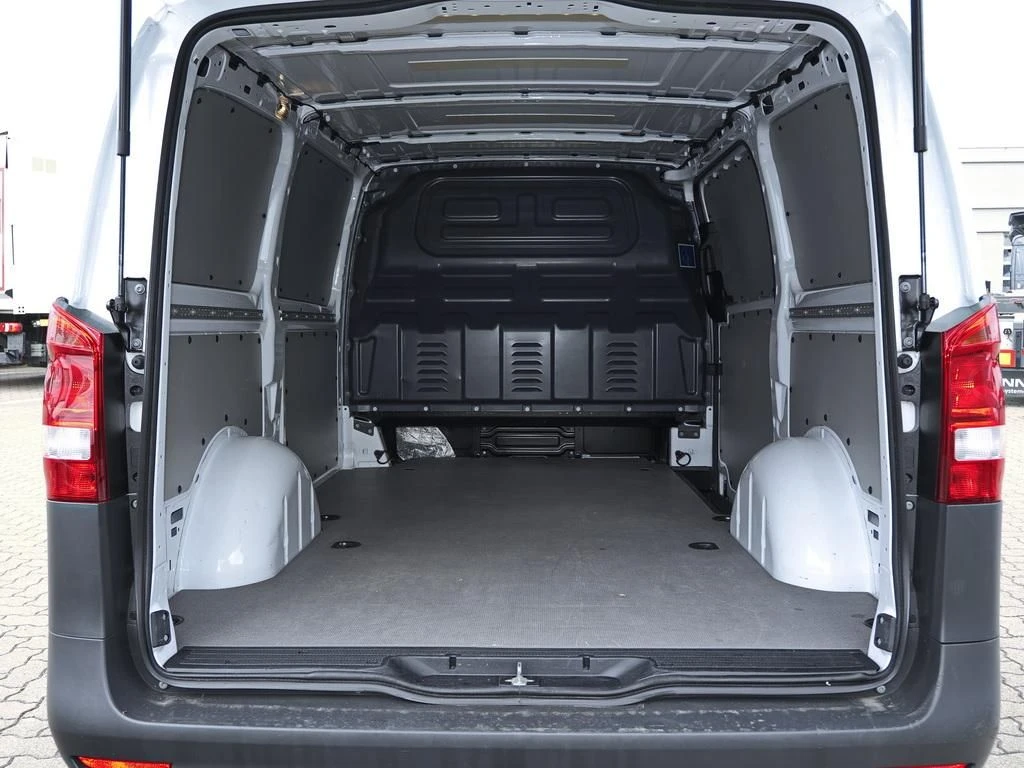 Mercedes-Benz-Vito 116-image-14