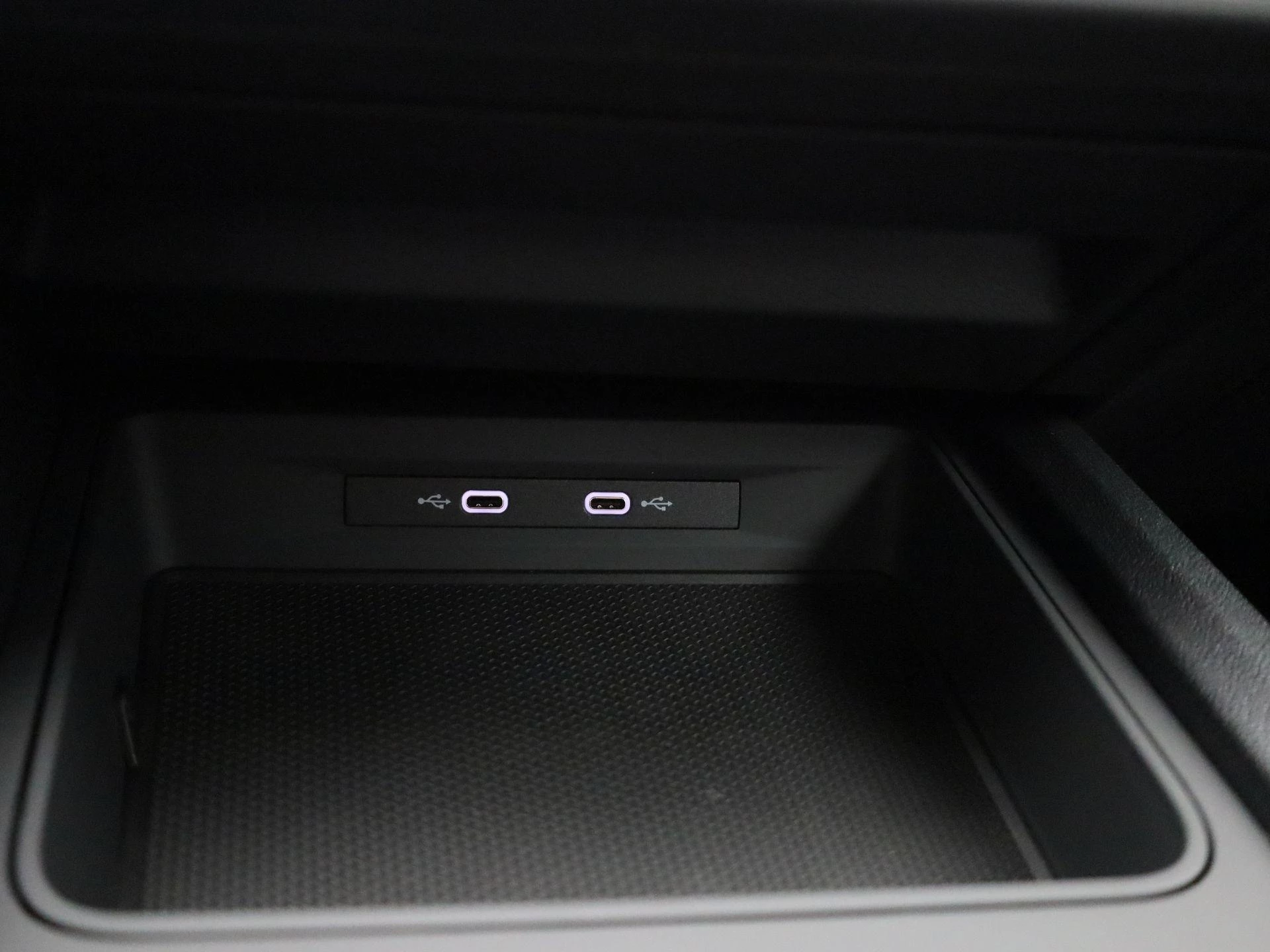 SEAT-Leon-image-19