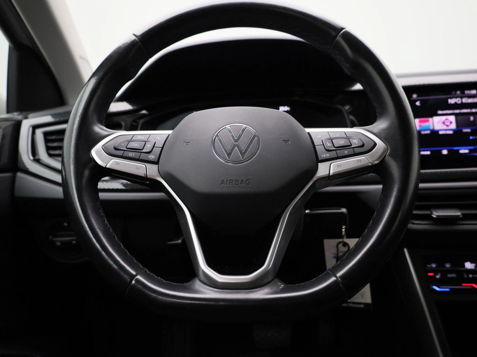 Volkswagen-Taigo-image-6
