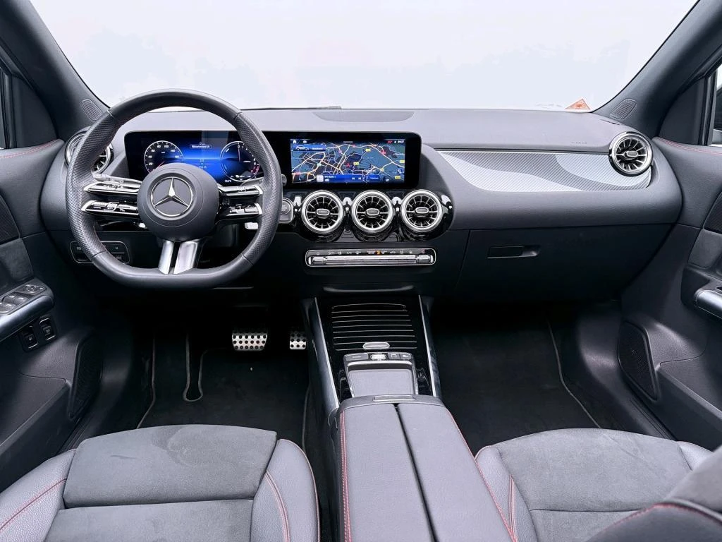 Mercedes-Benz-GLA-image-3