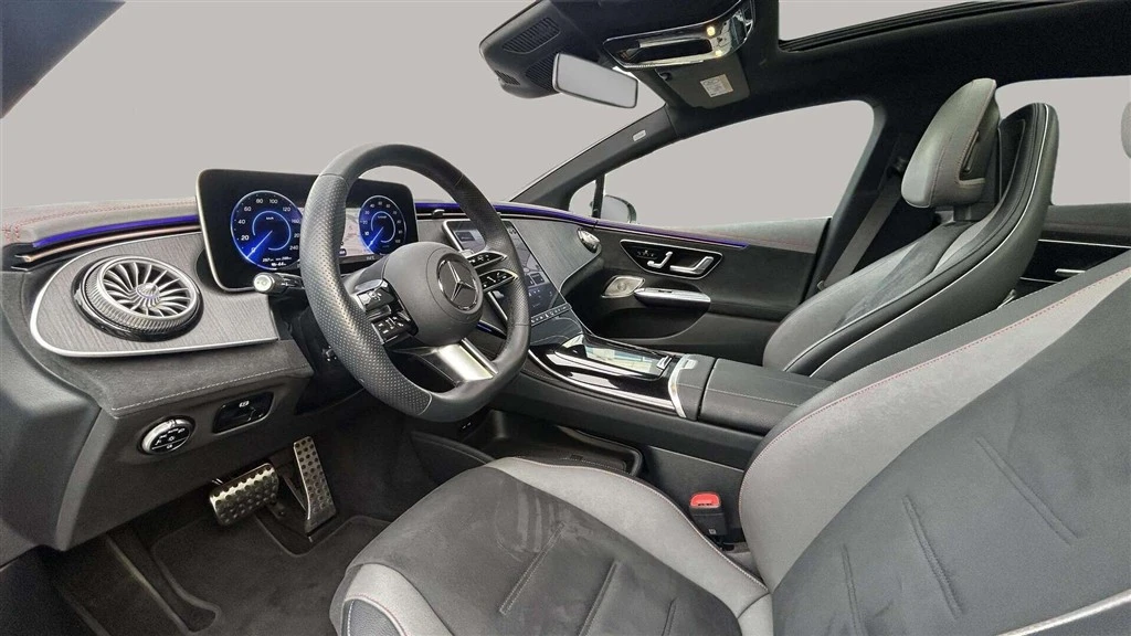 Mercedes-Benz-EQE-image-9
