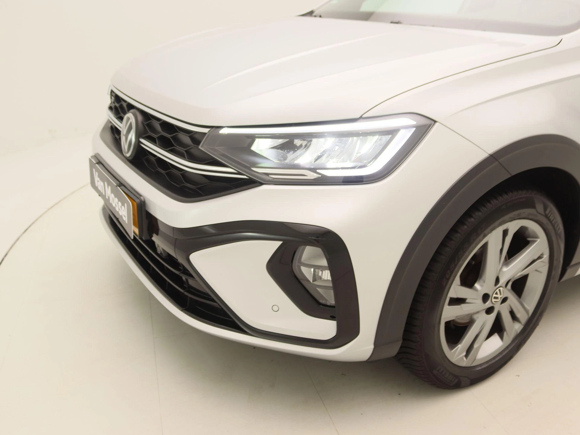 Volkswagen-Taigo-image-14