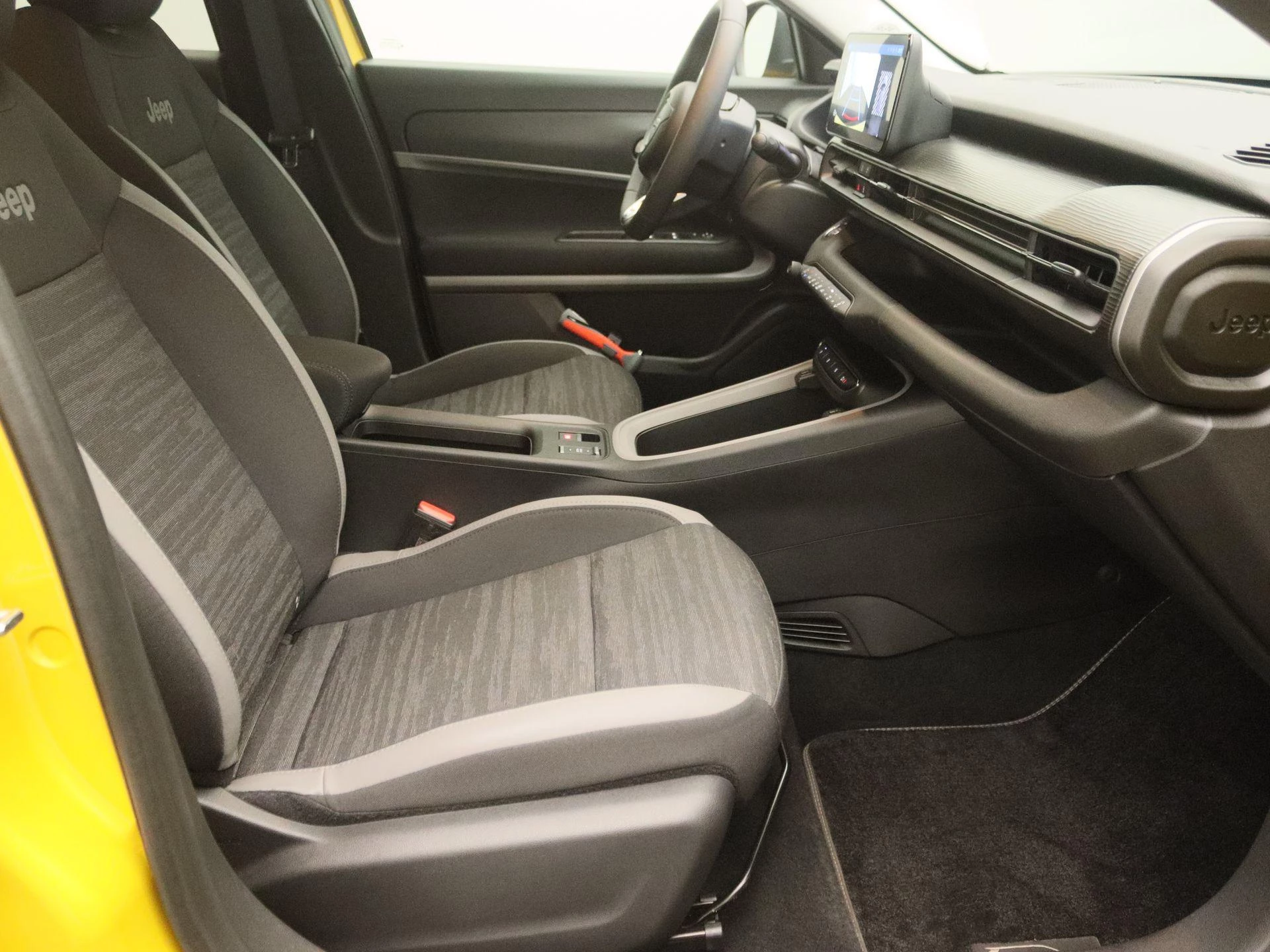 Jeep-Avenger-image-24