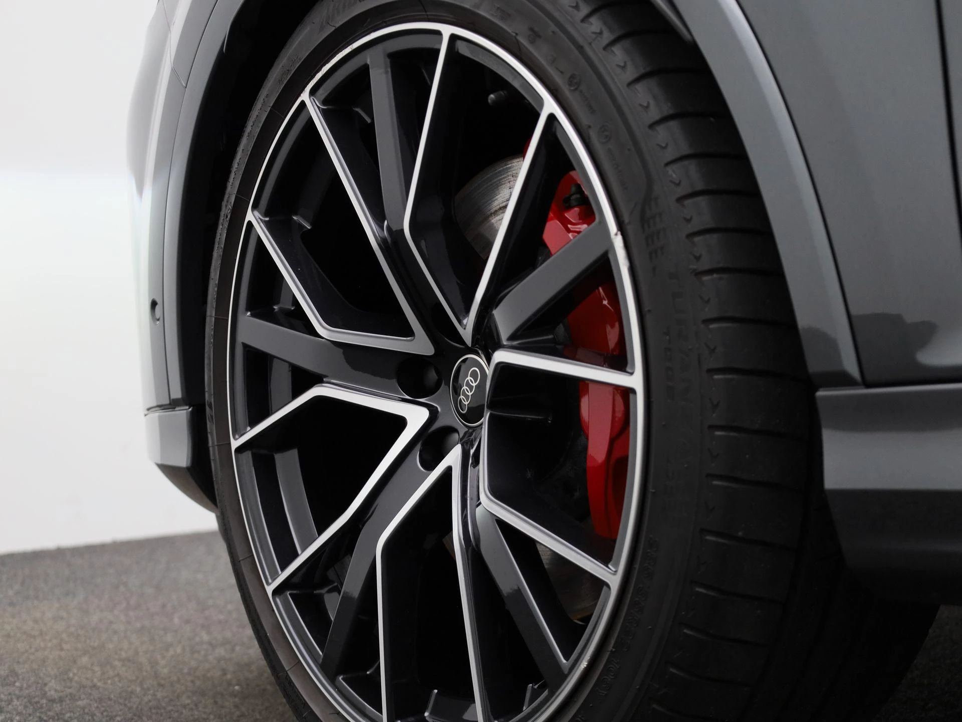 Audi-Q7-image-7