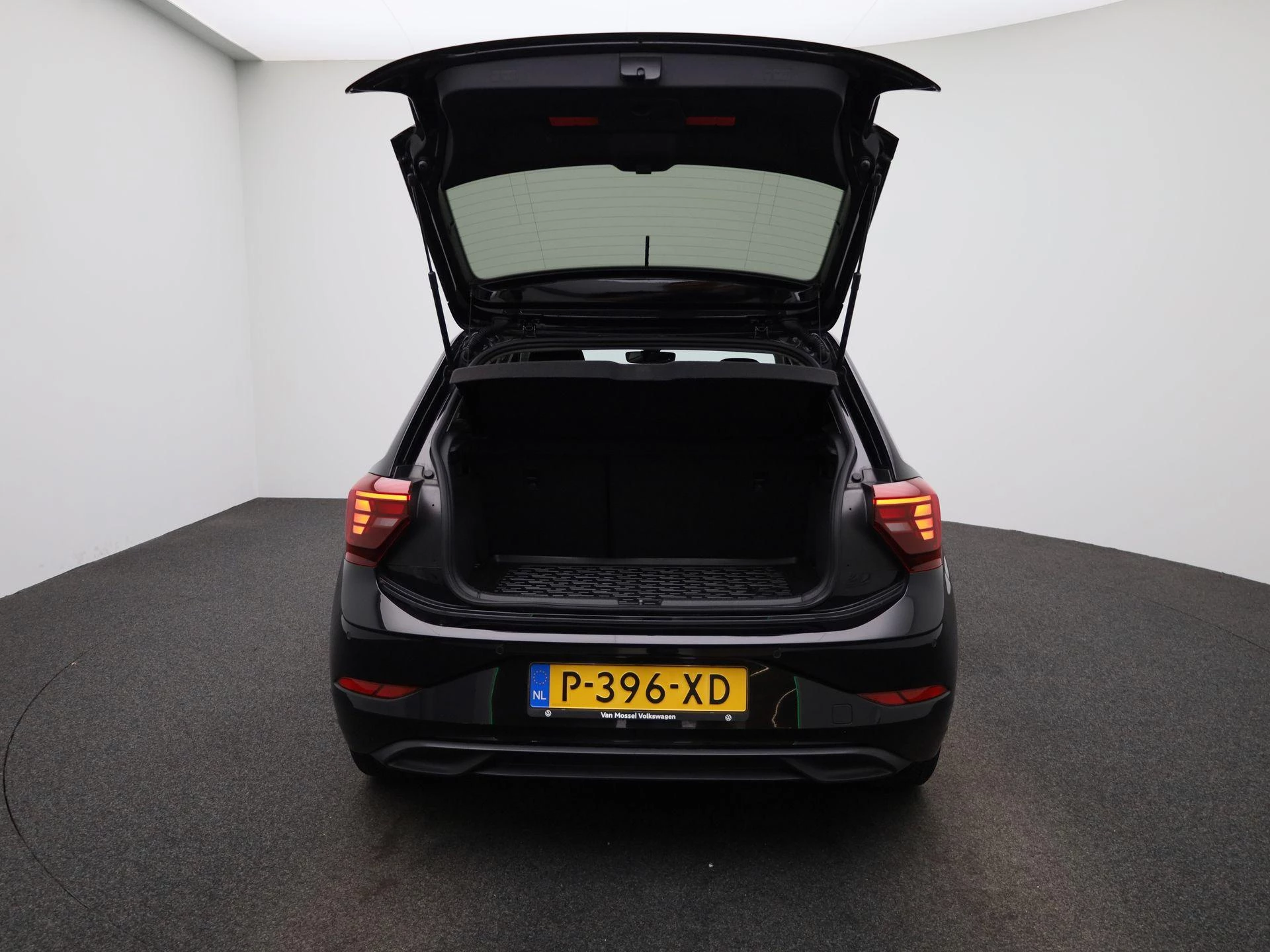 Volkswagen Polo 1.0 TSI Life Business