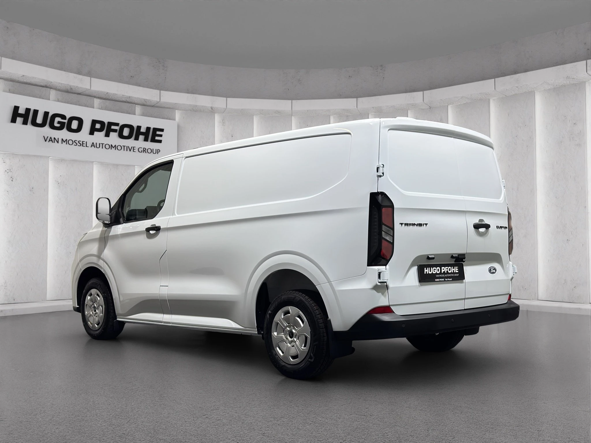 Ford-Transit Custom-image-2