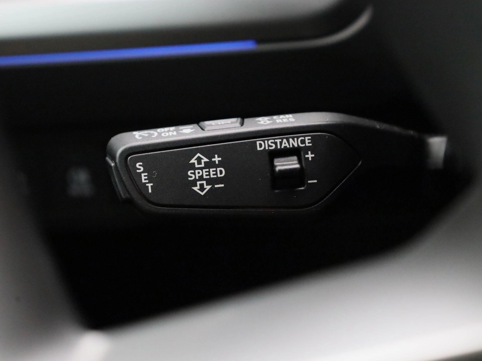 Audi-Q4 e-tron-image-19