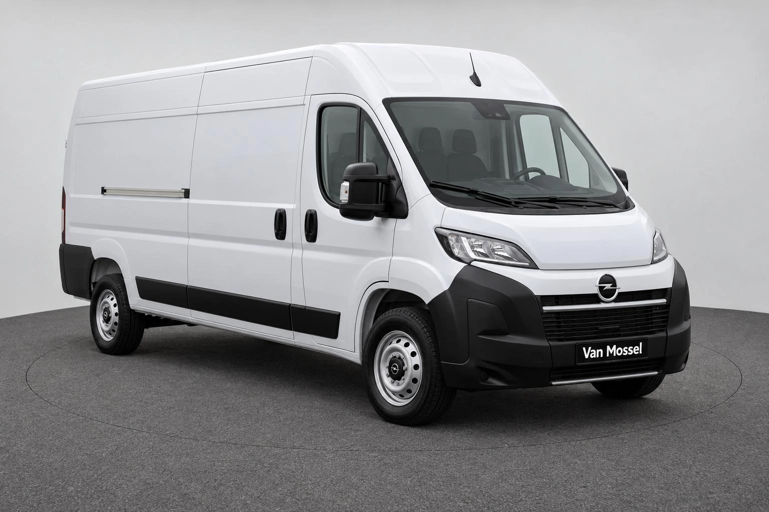 Opel-Movano-e-image-2