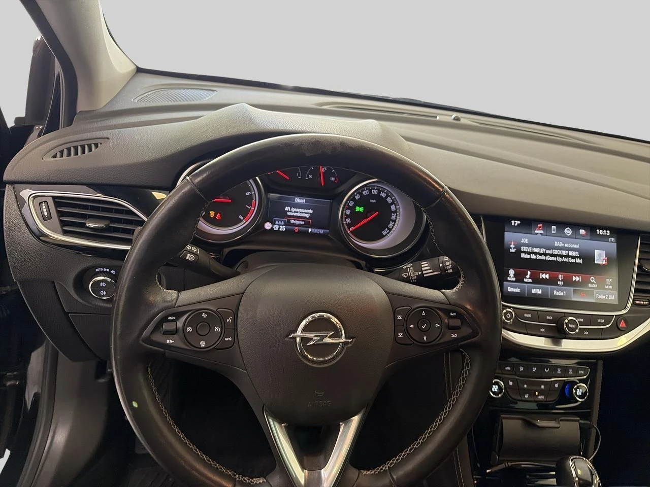 Opel-Astra-image-9
