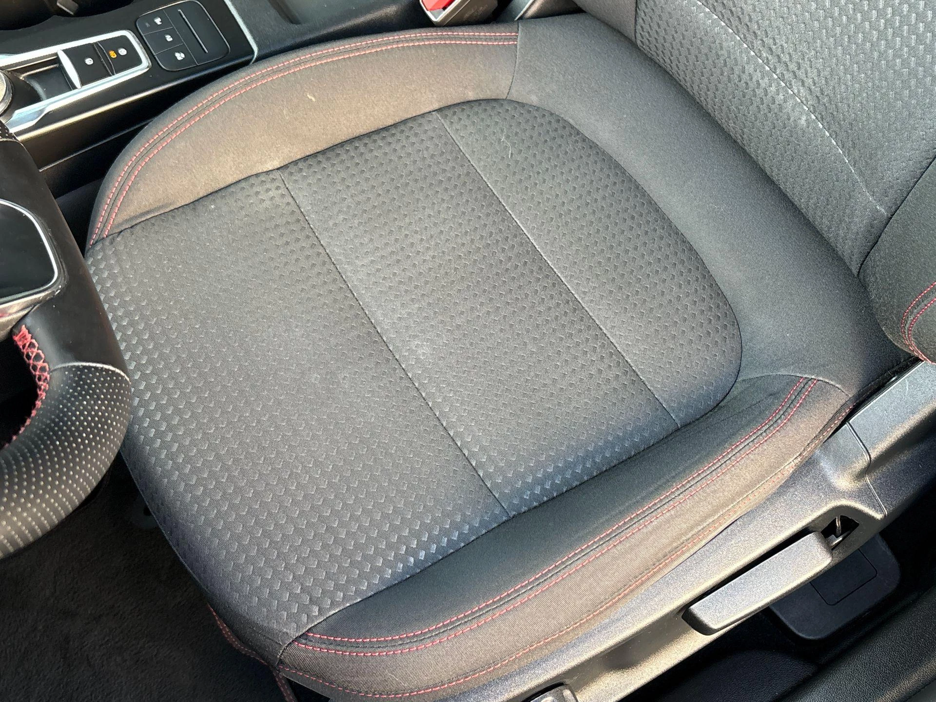 Ford-Kuga-image-10