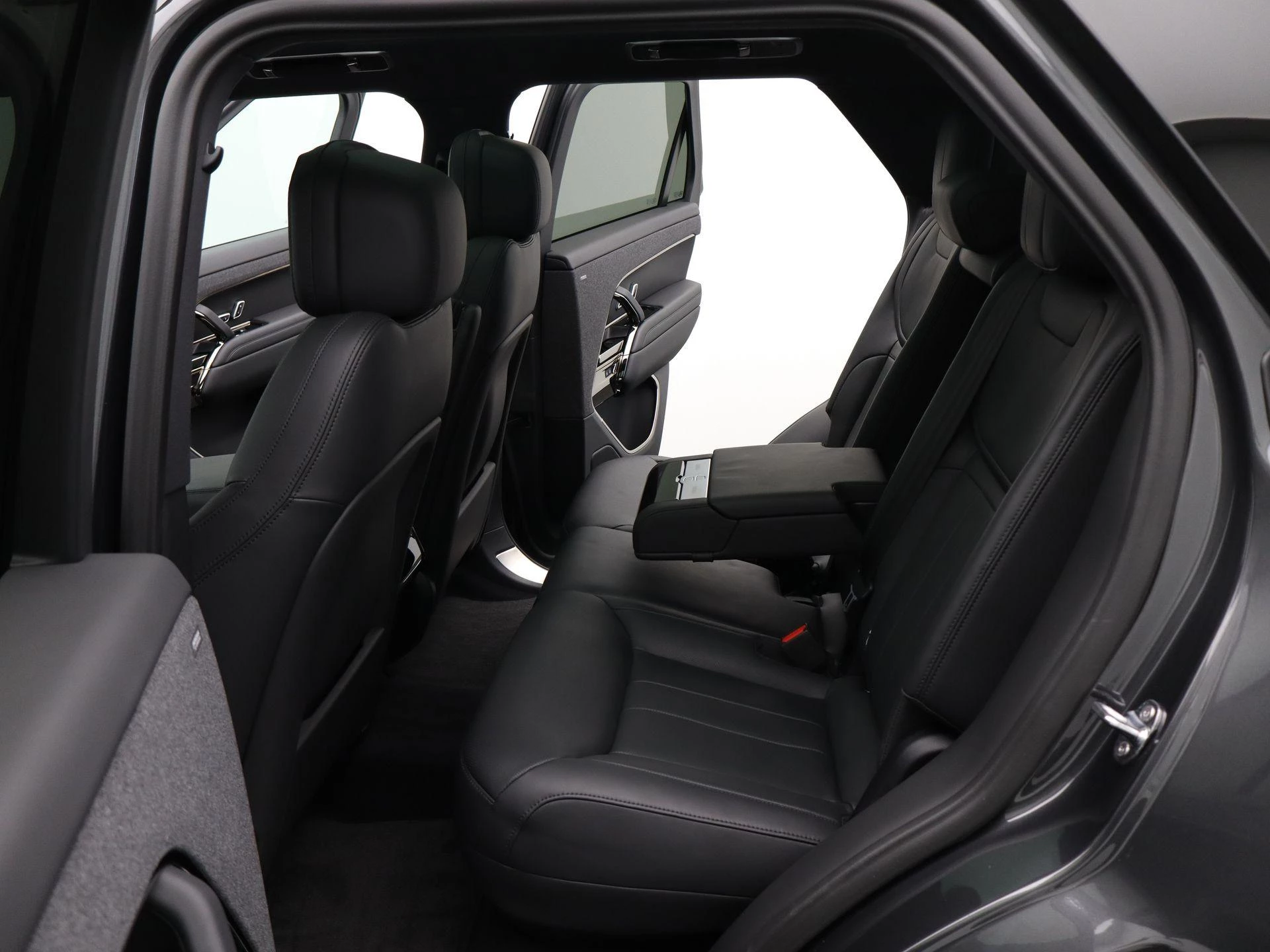 Land Rover-Range Rover Sport-image-11