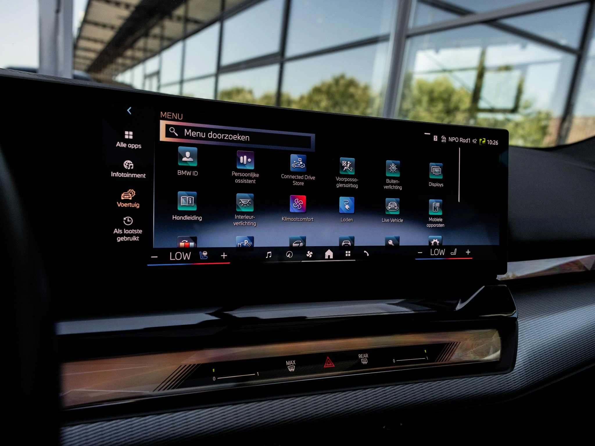 BMW-i5-image-41