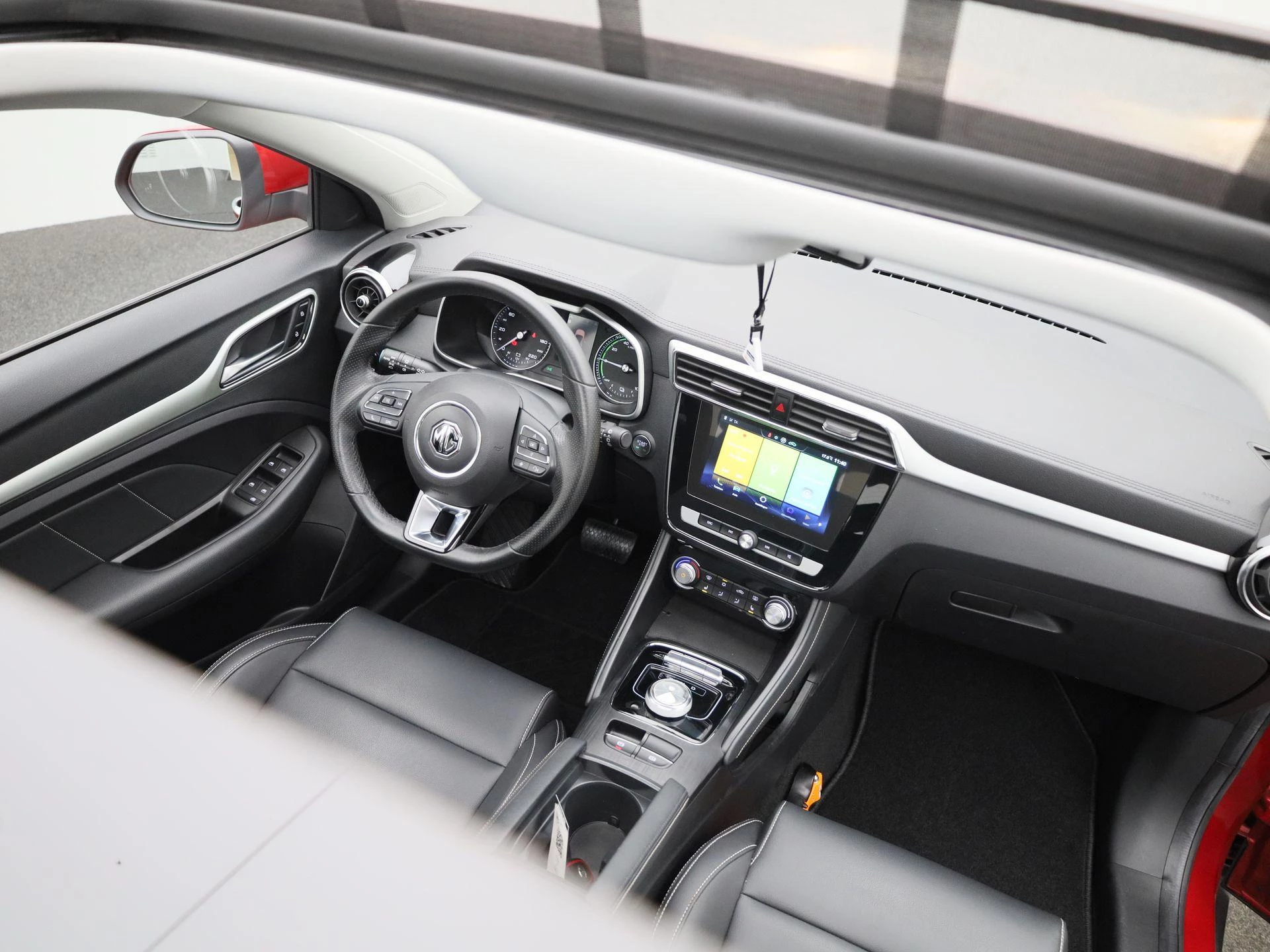 MG-ZS EV-image-34