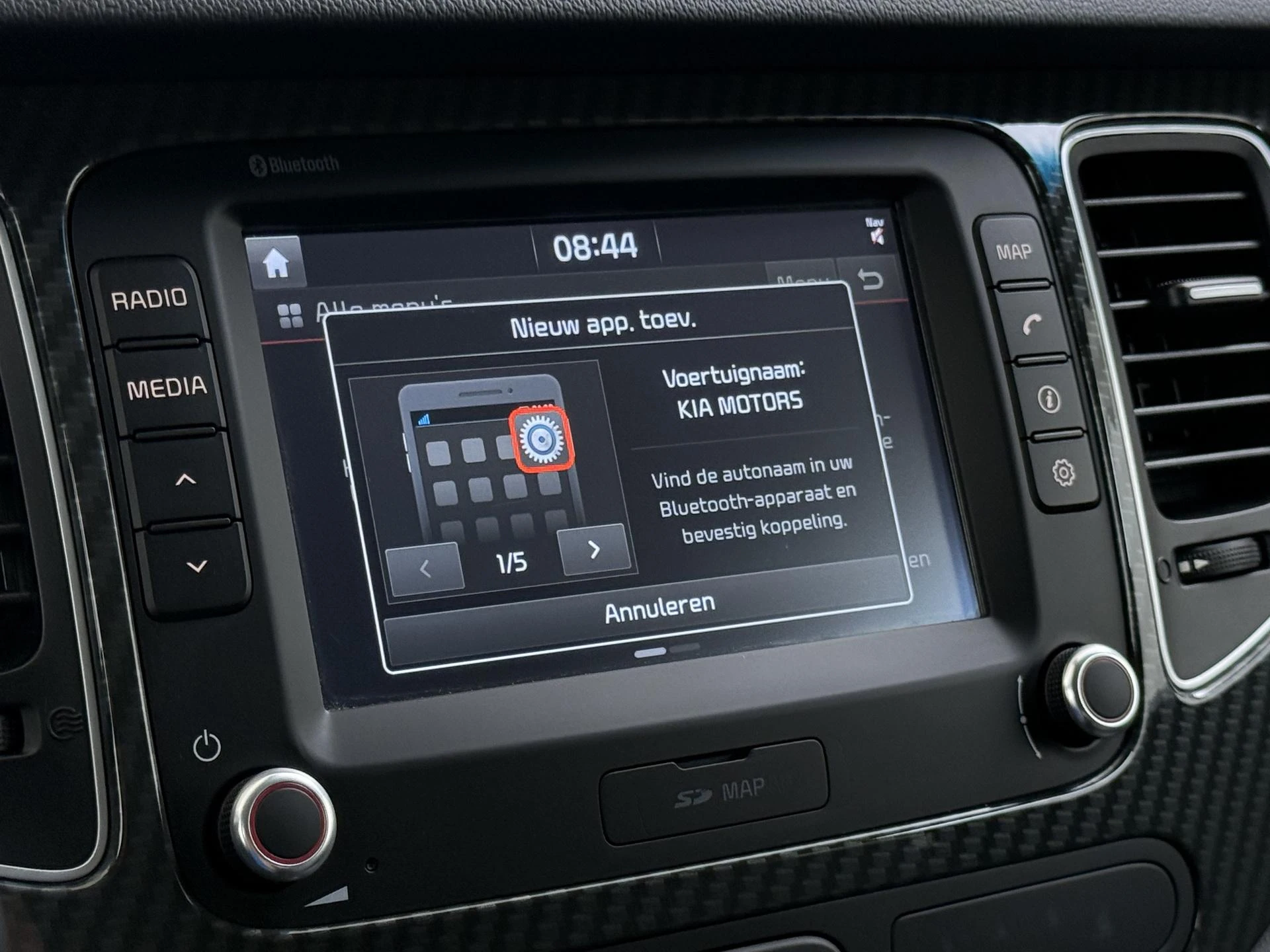 Kia-Carens-image-27
