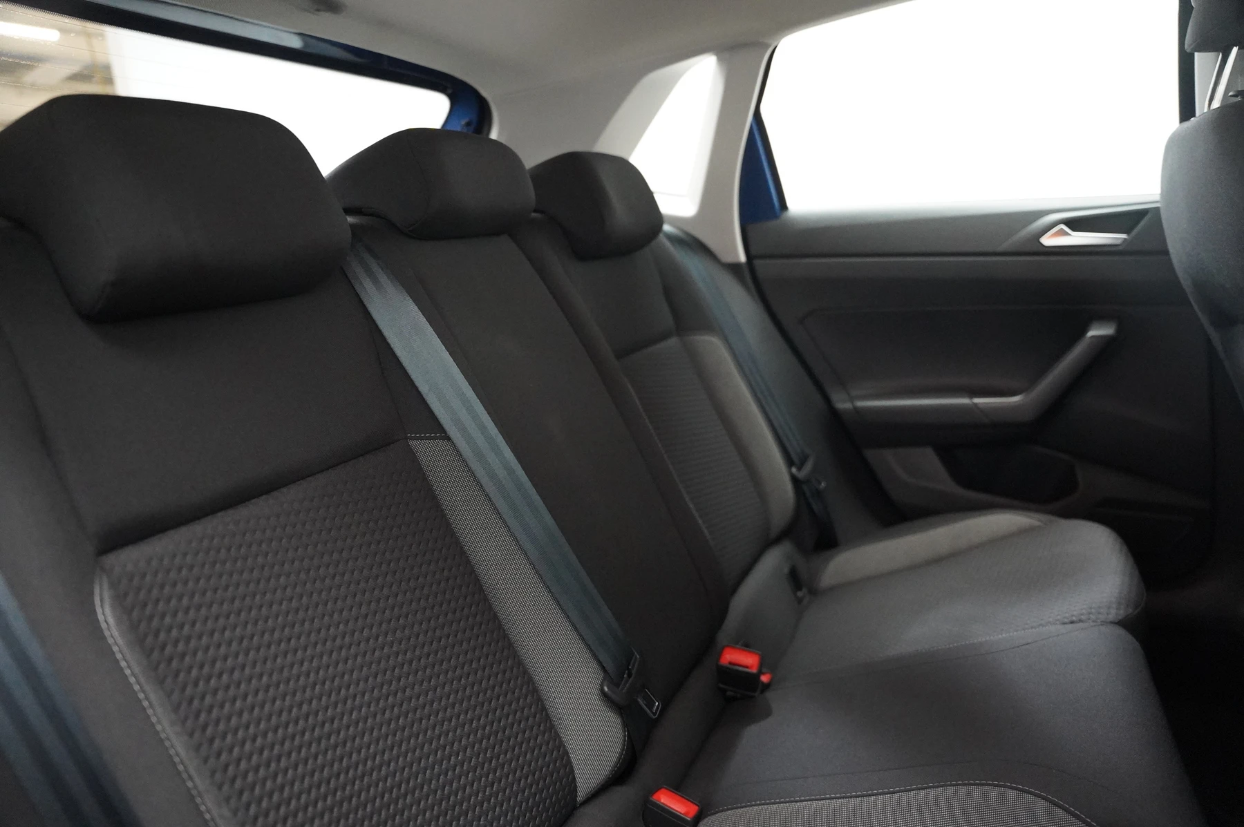 Volkswagen-Polo-image-10