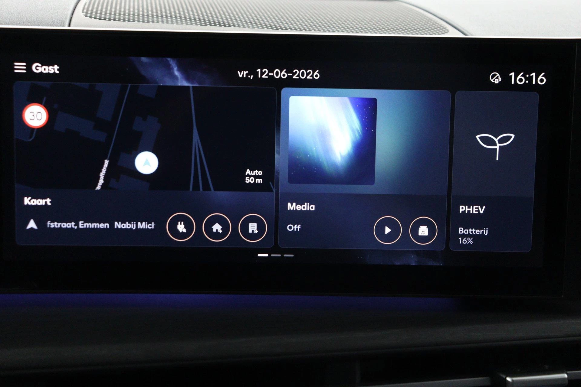Hyundai-Santa Fe-image-61