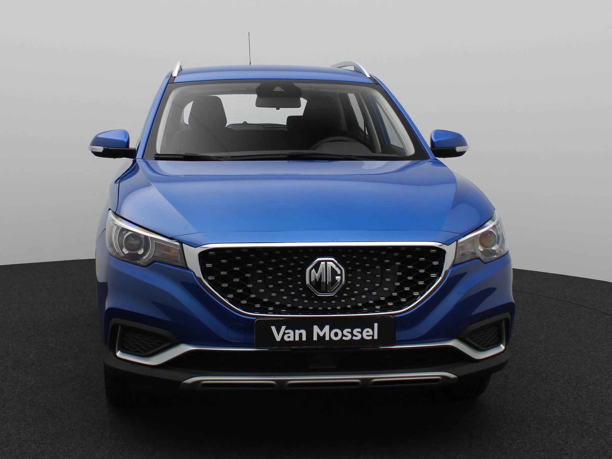 MG-ZS EV-image-3