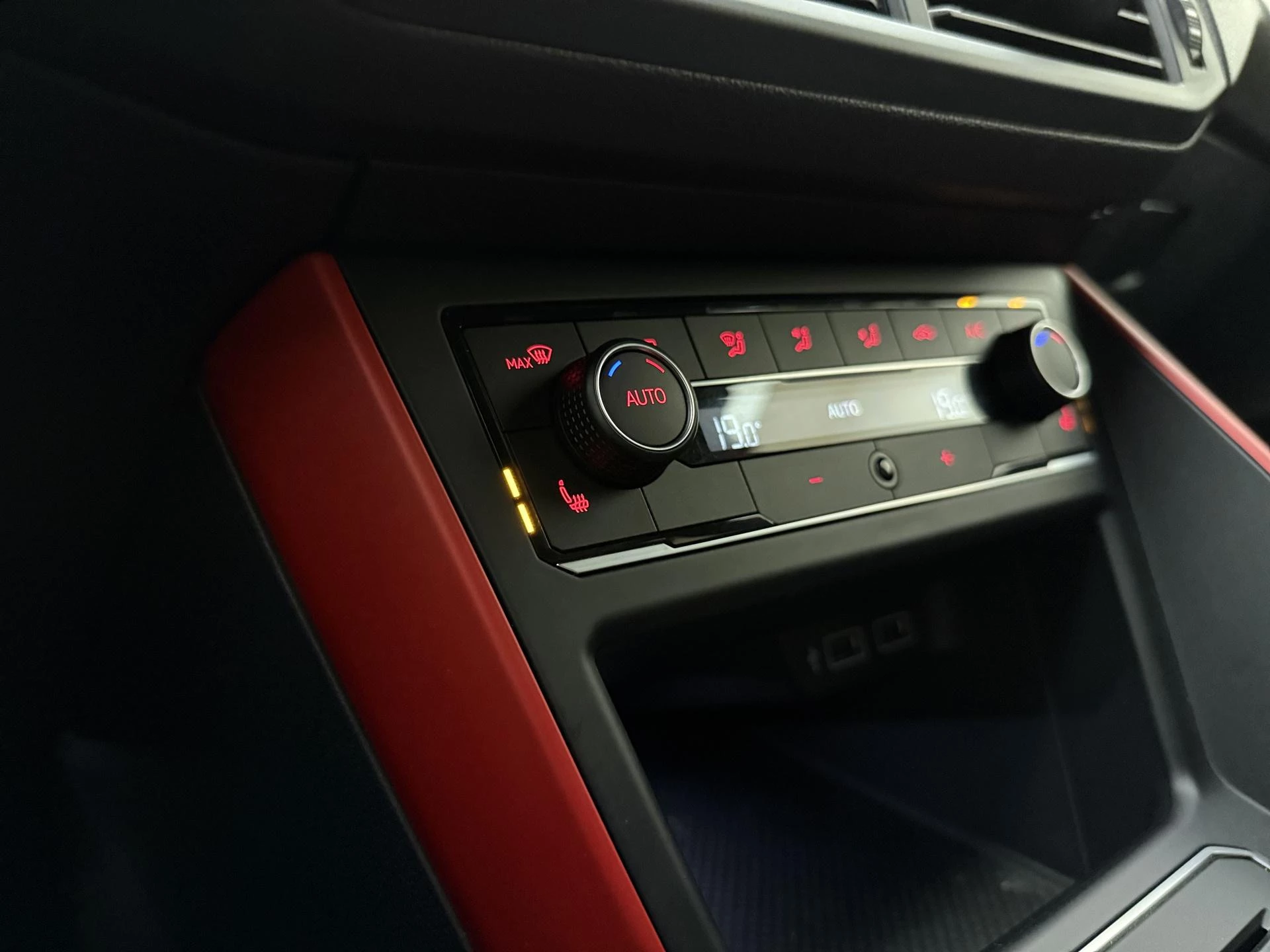 Volkswagen-Polo-image-20
