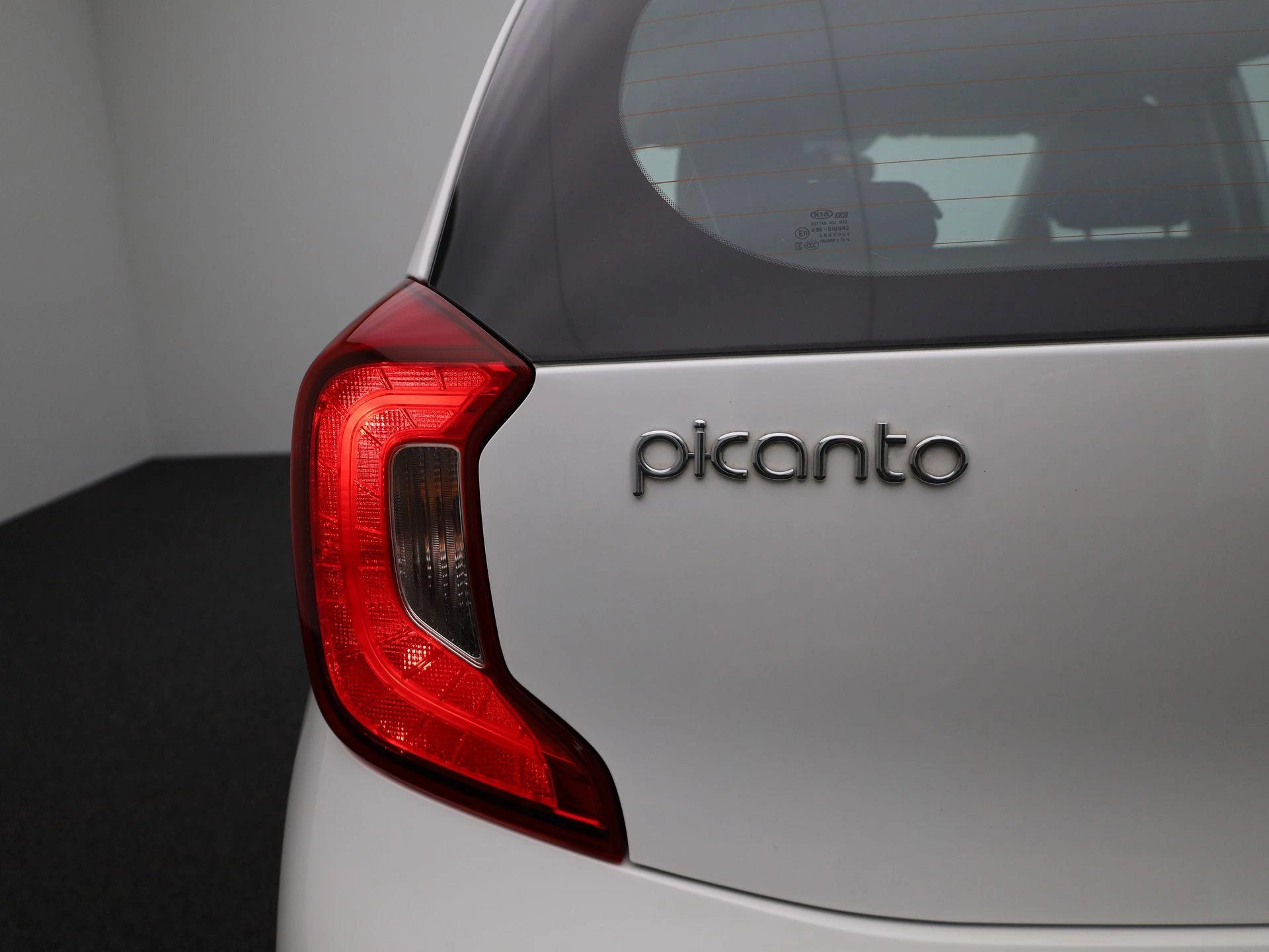Kia-Picanto-image-28
