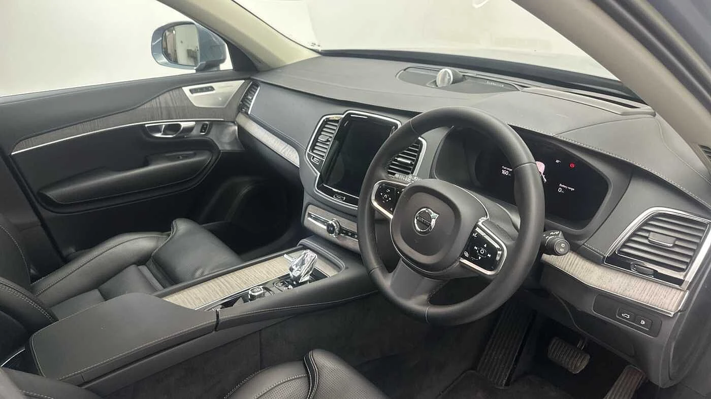 Volvo-XC90-image-4