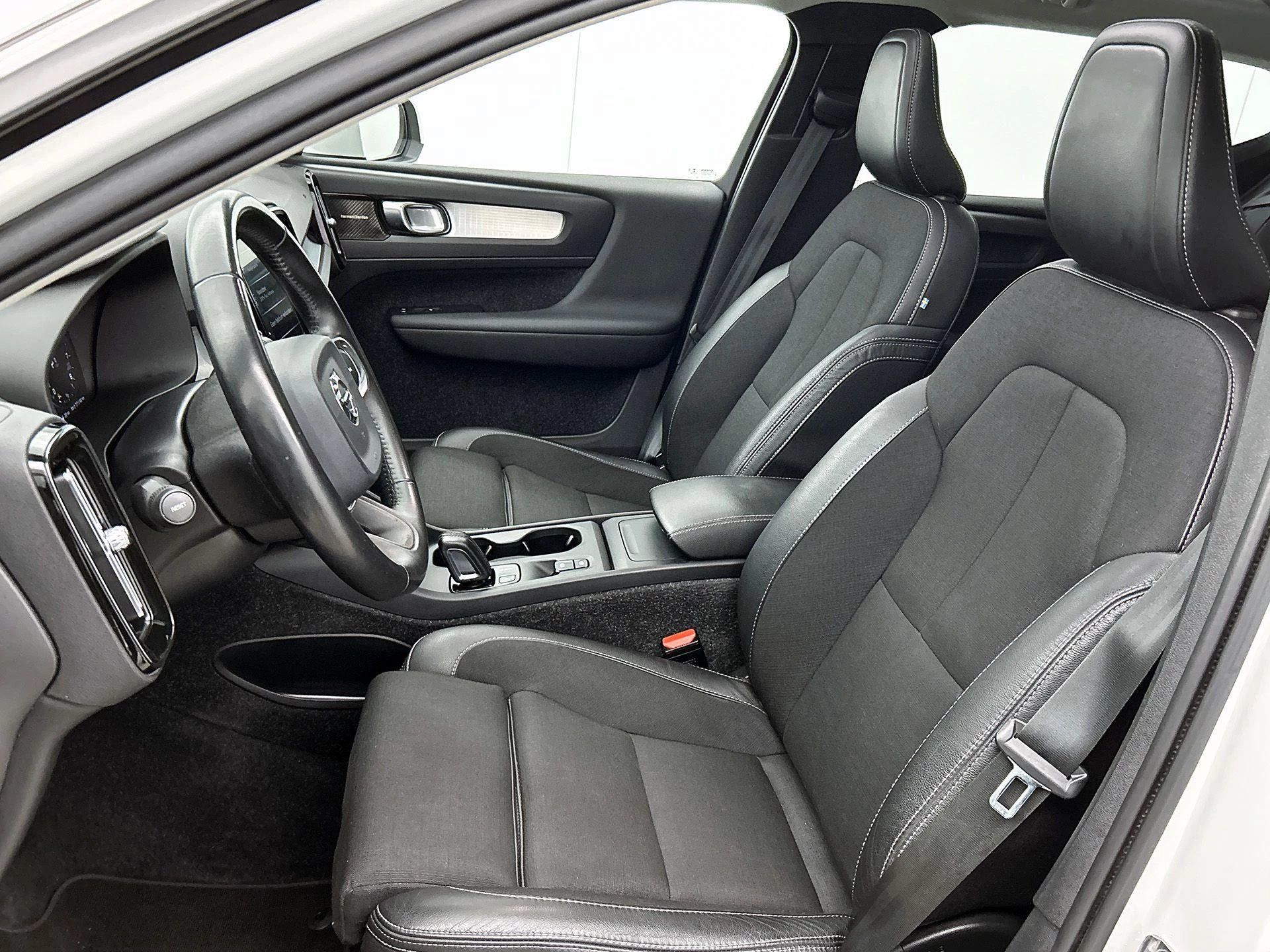 Volvo-XC40-image-51