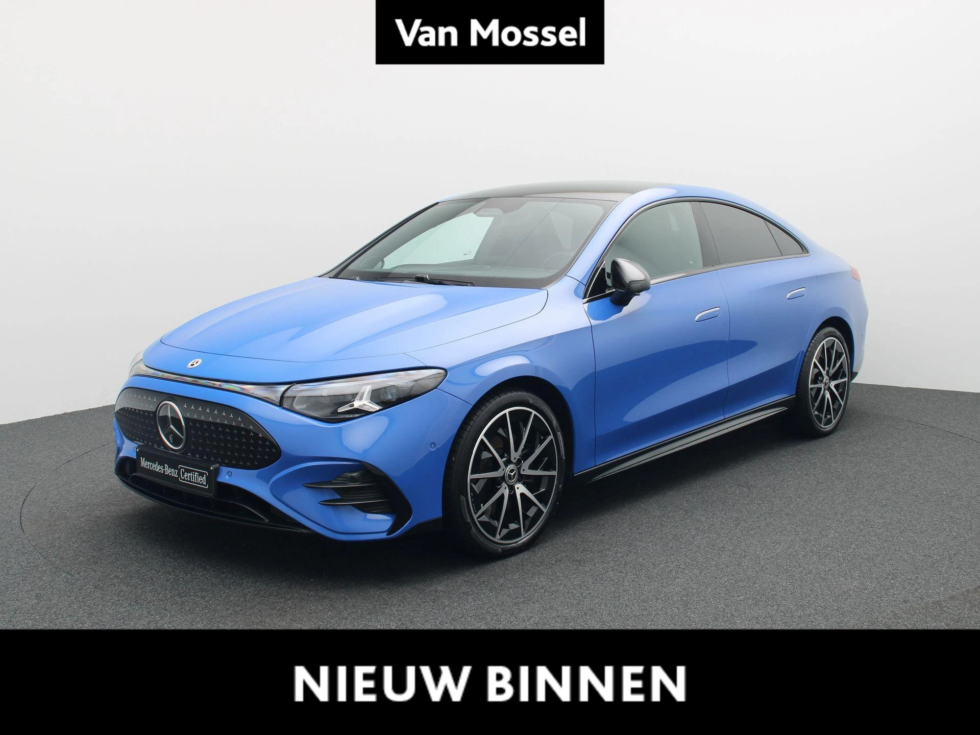 Mercedes-Benz-CLA-image-0