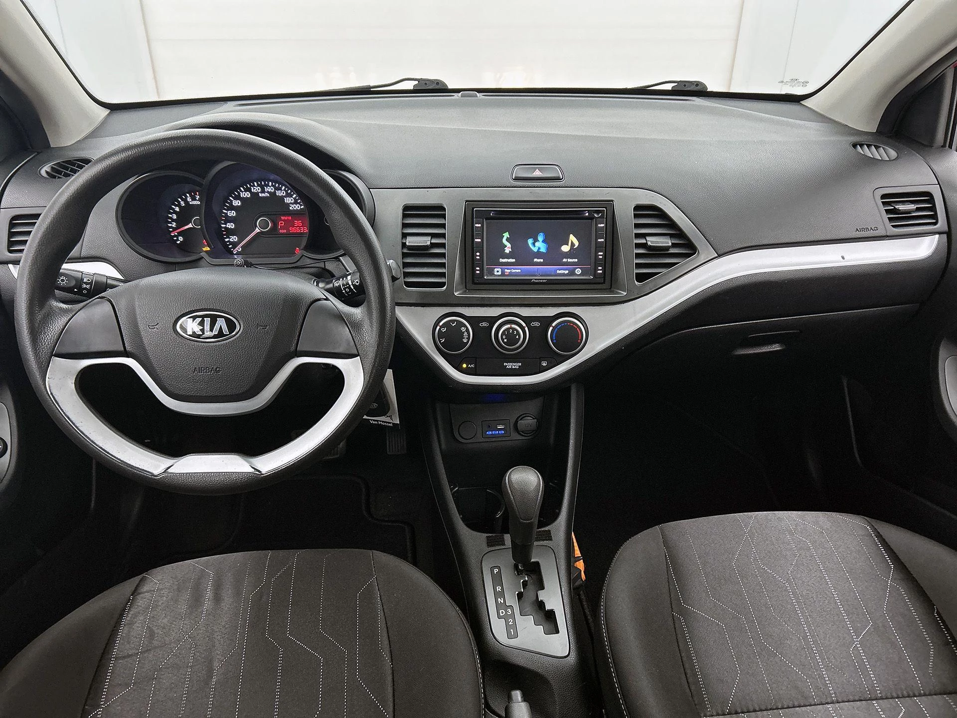 Kia-Picanto-image-17