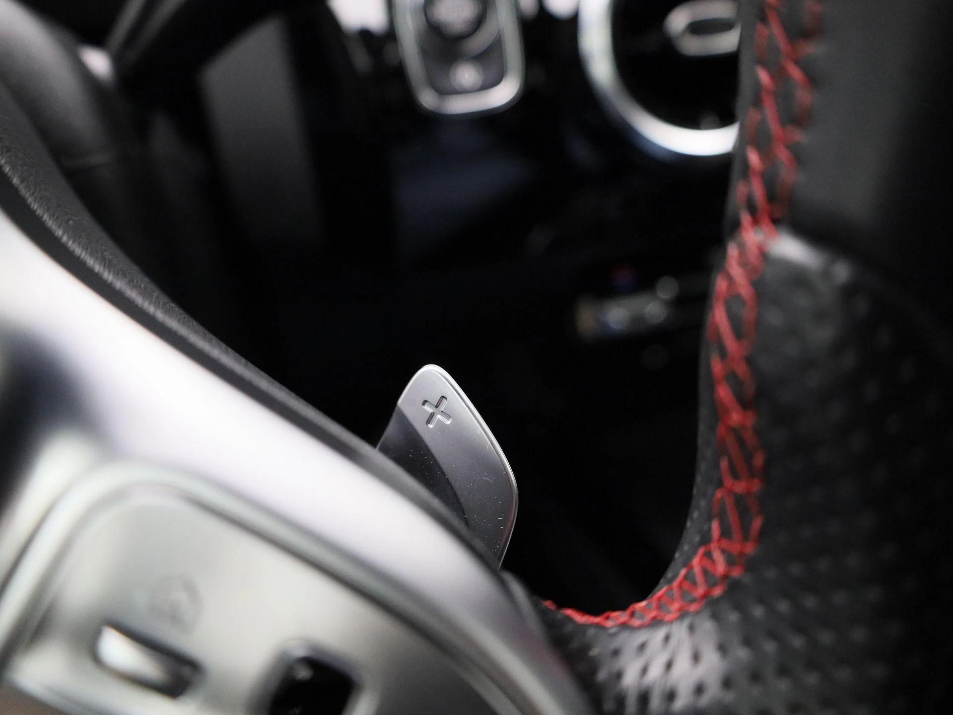 Mercedes-Benz A-Klasse 180 Business Solution AMG