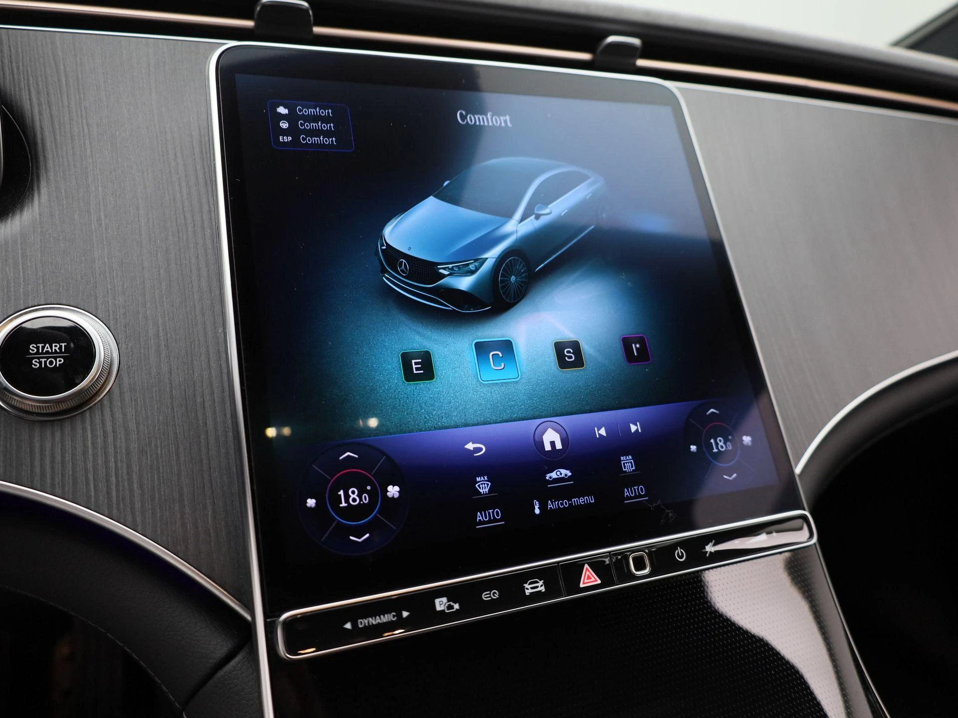 Mercedes-Benz-EQE-image-36