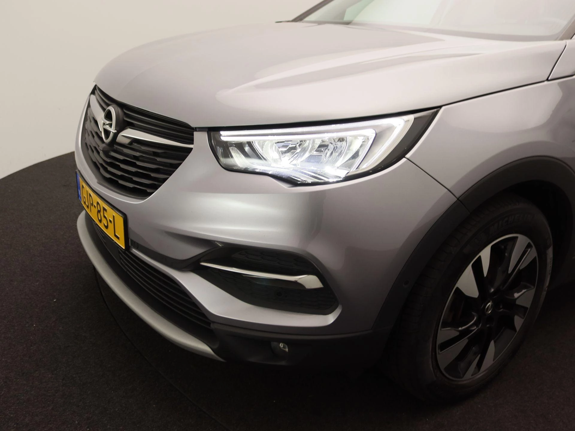 Opel Grandland X 1.6 Turbo Hybrid Elegance